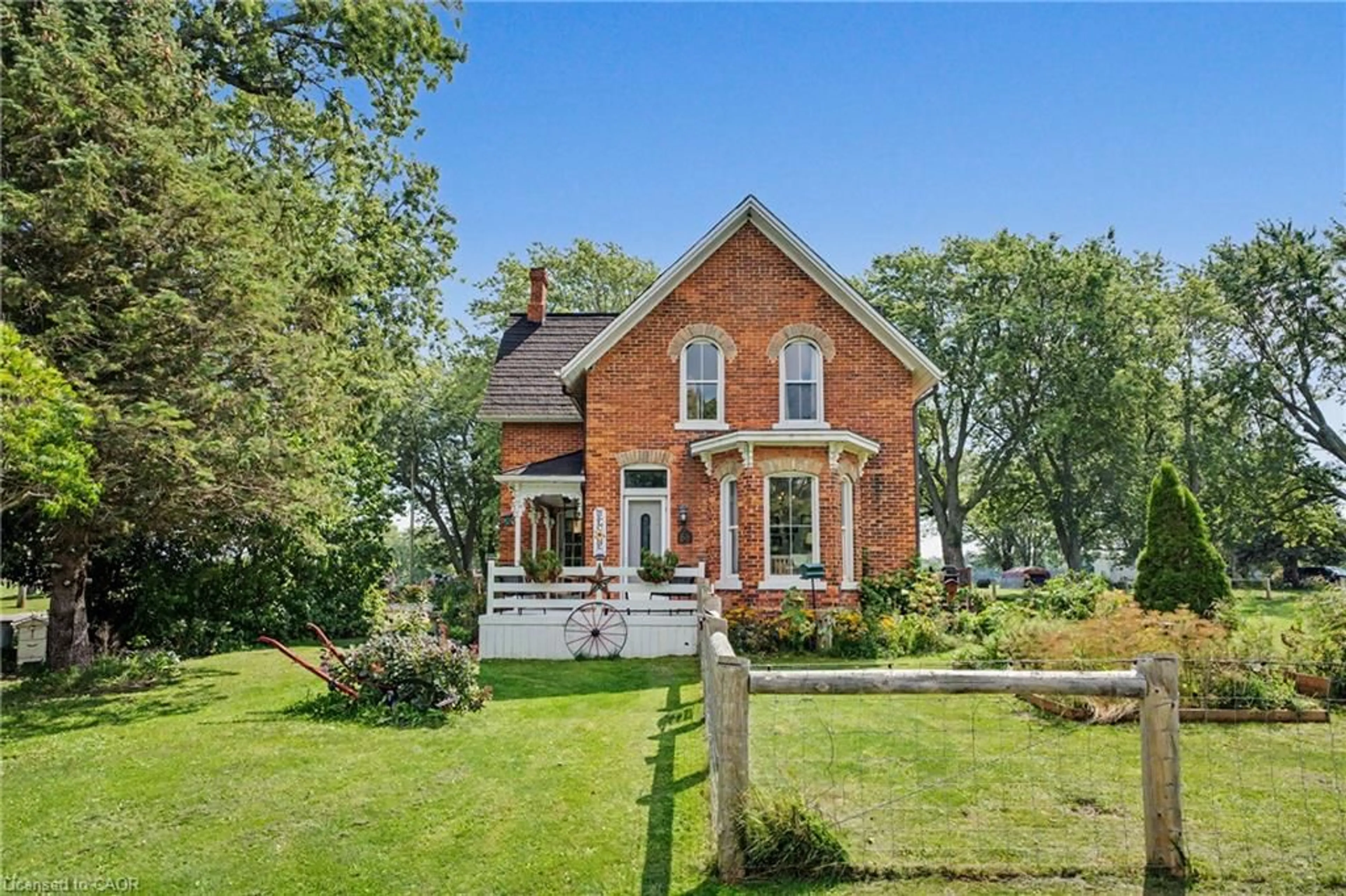 Home with brick exterior material, building for 5330 Rainham Rd, Selkirk Ontario N0A 1P0