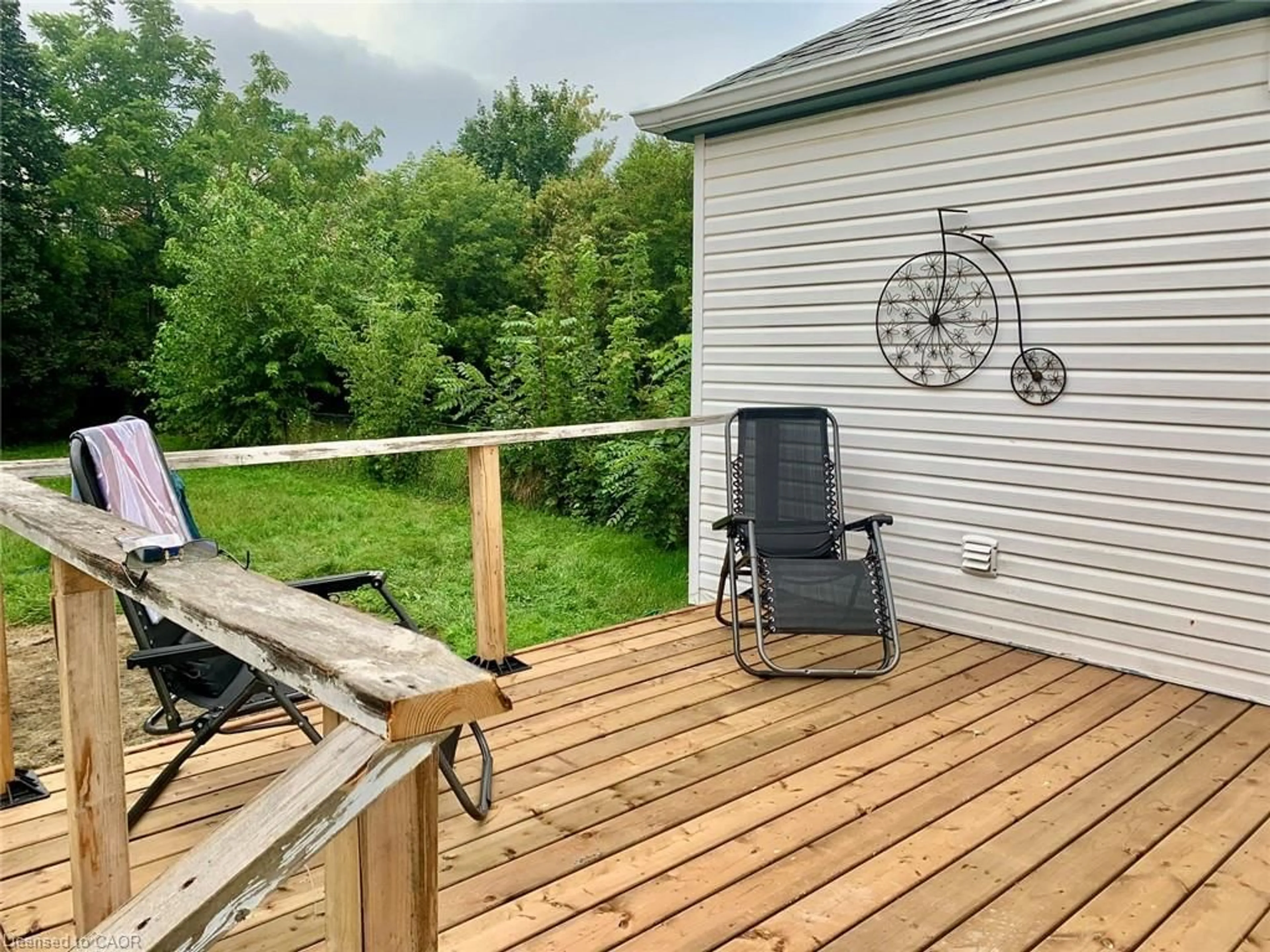 Patio, water/lake/river/ocean view for 18 Nelson St, Simcoe Ontario N3Y 3E3
