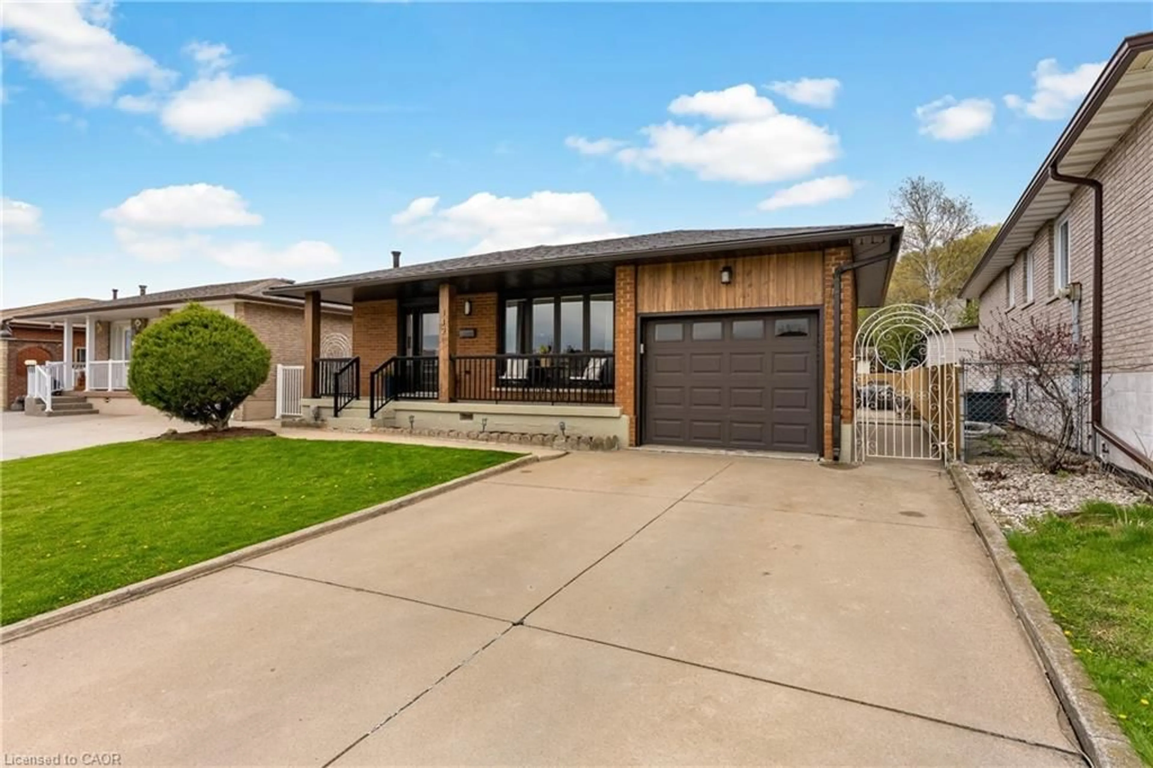 Home with brick exterior material, street for 142 Marcella Cres, Hamilton Ontario L8K 6G3