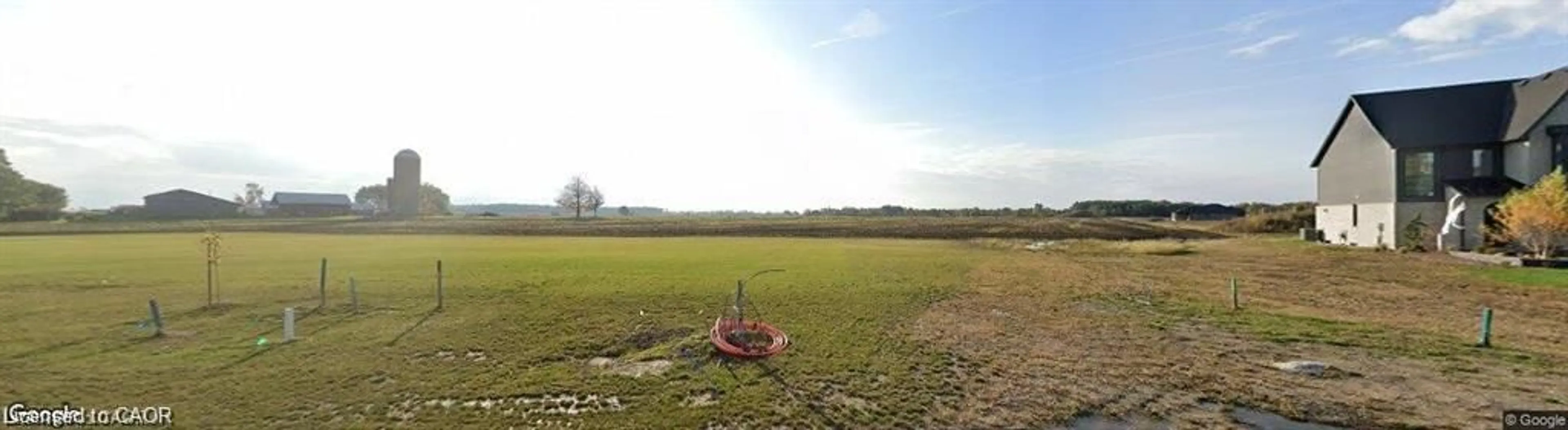 A pic from outside/outdoor area/front of a property/back of a property/a pic from drone, unknown for 3625 Queen St, Camlachie Ontario N0N 1E0