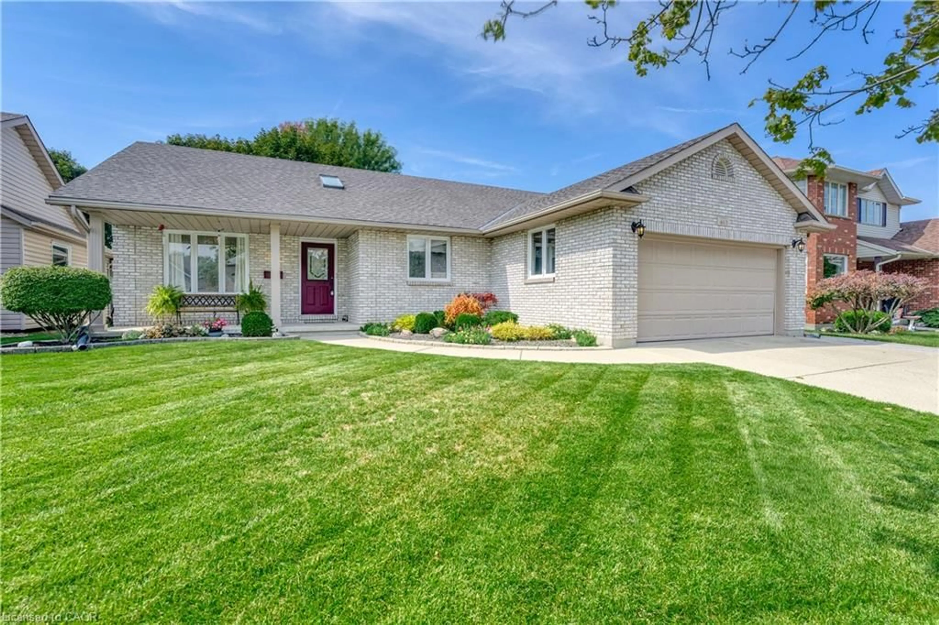 Home with brick exterior material, street for 463 Althouse Crt, Sarnia Ontario N7S 6C7