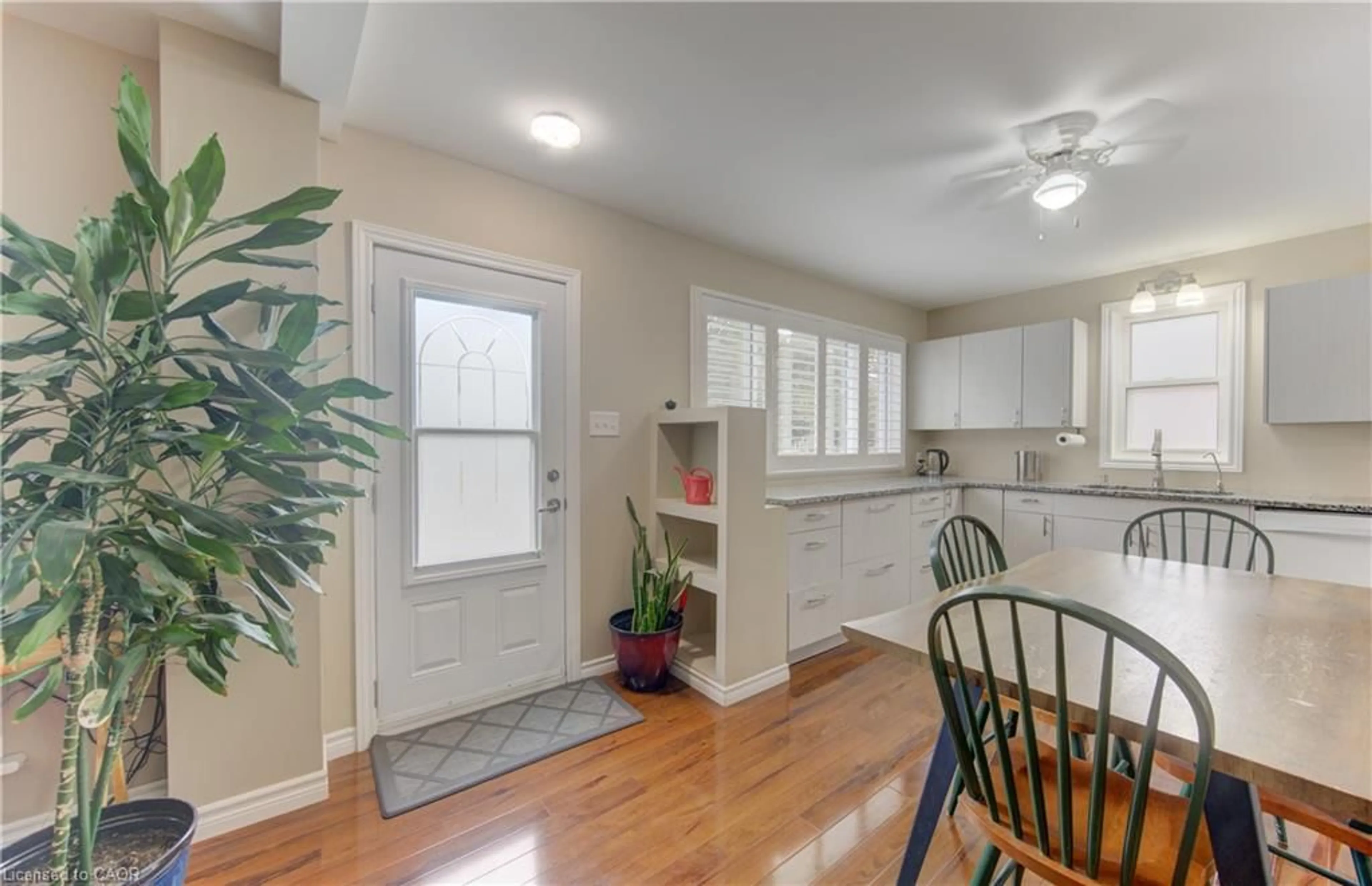 Open concept kitchen, unknown for 104 Mausser Ave, Kitchener Ontario N2M 3K5