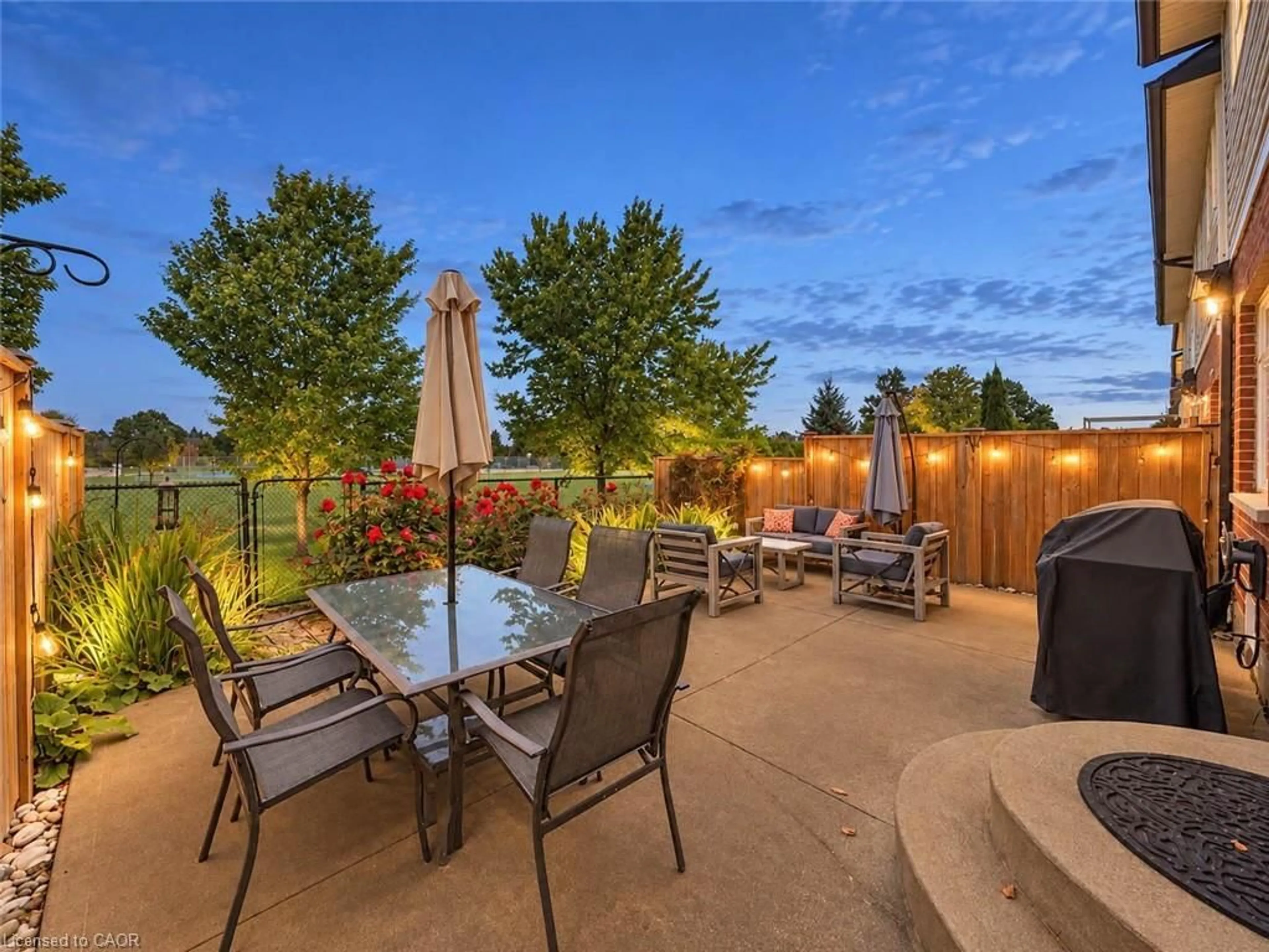 Patio, water/lake/river/ocean view for 27 Olivia Pl, Ancaster Ontario L9K 1R3