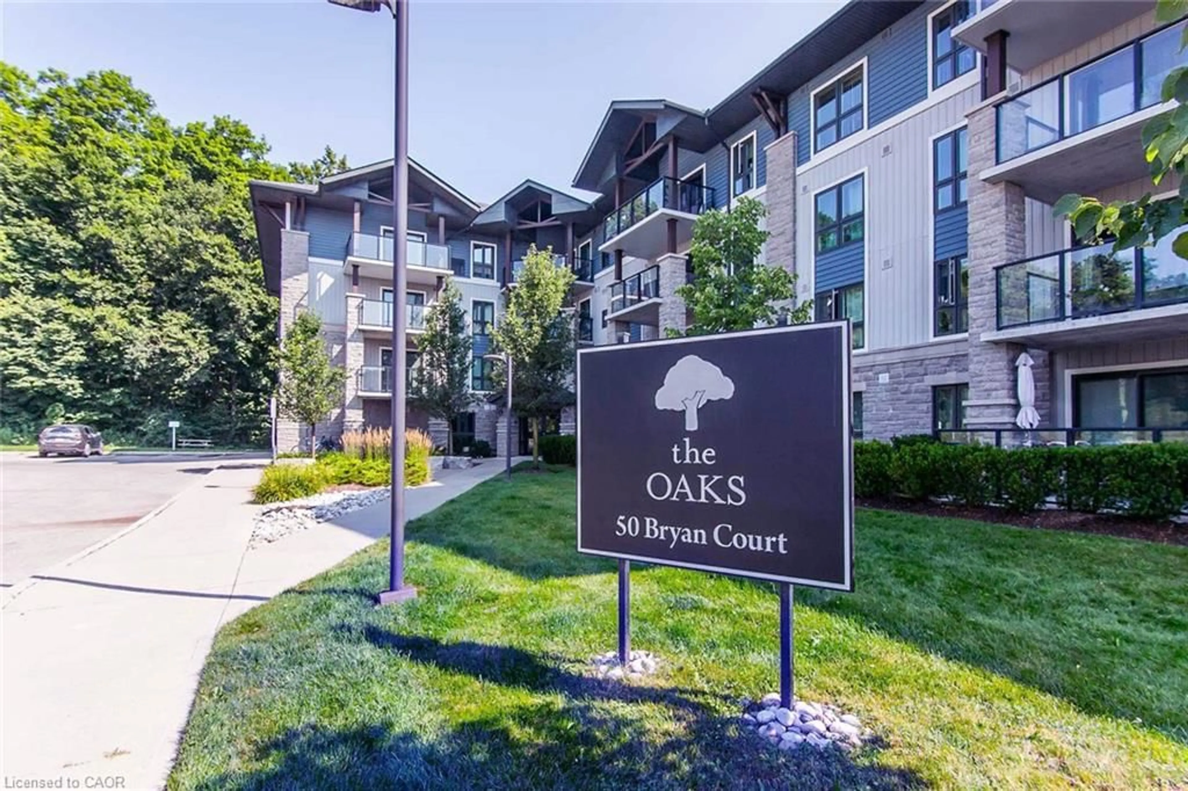 Patio, street for 50 Bryan Crt #LL05, Kitchener Ontario N2A 4N4