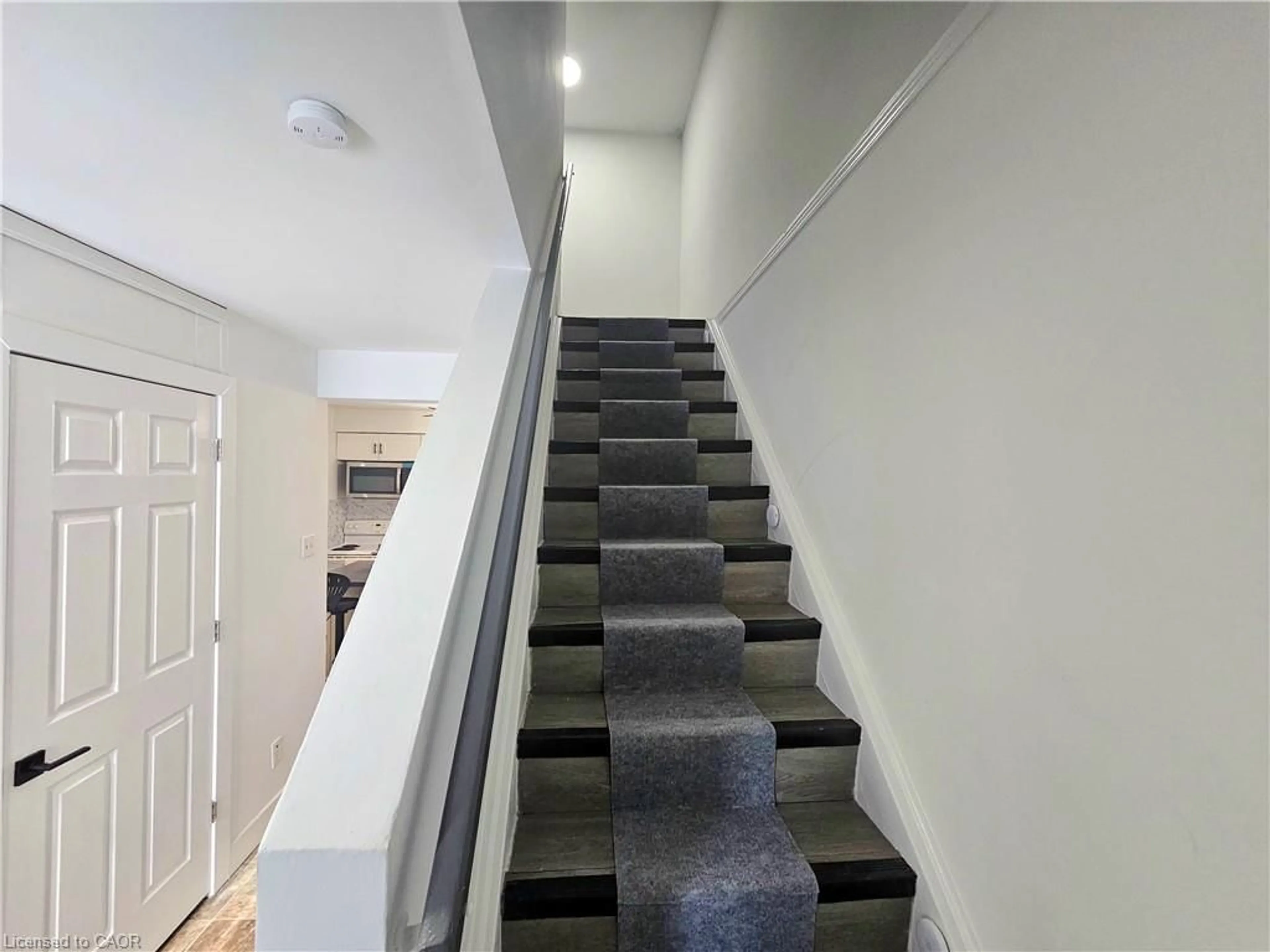 Stairs for 92 Copperfield Cres, Chatham Ontario N7M 5X6