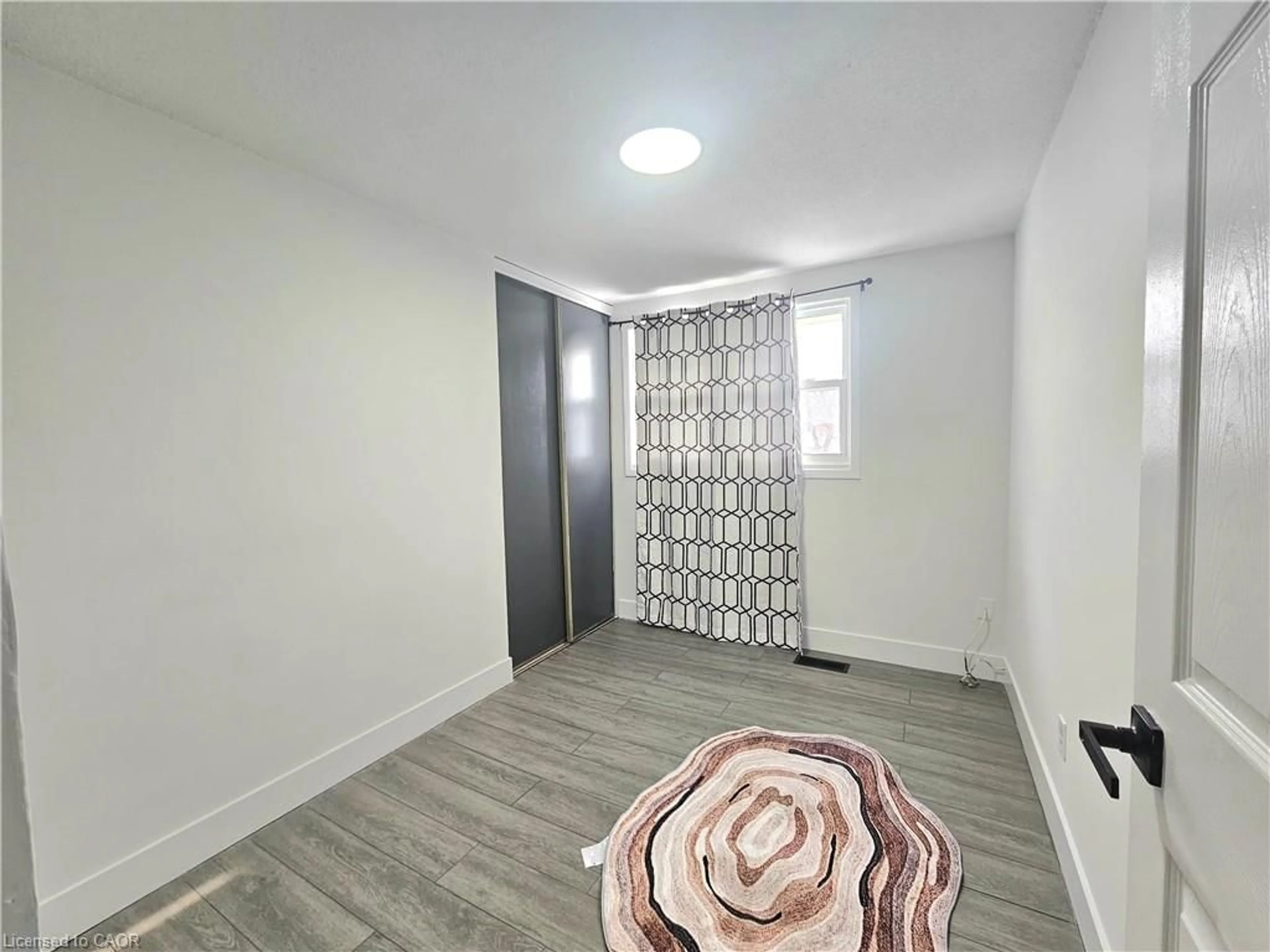 A pic of a room for 92 Copperfield Cres, Chatham Ontario N7M 5X6