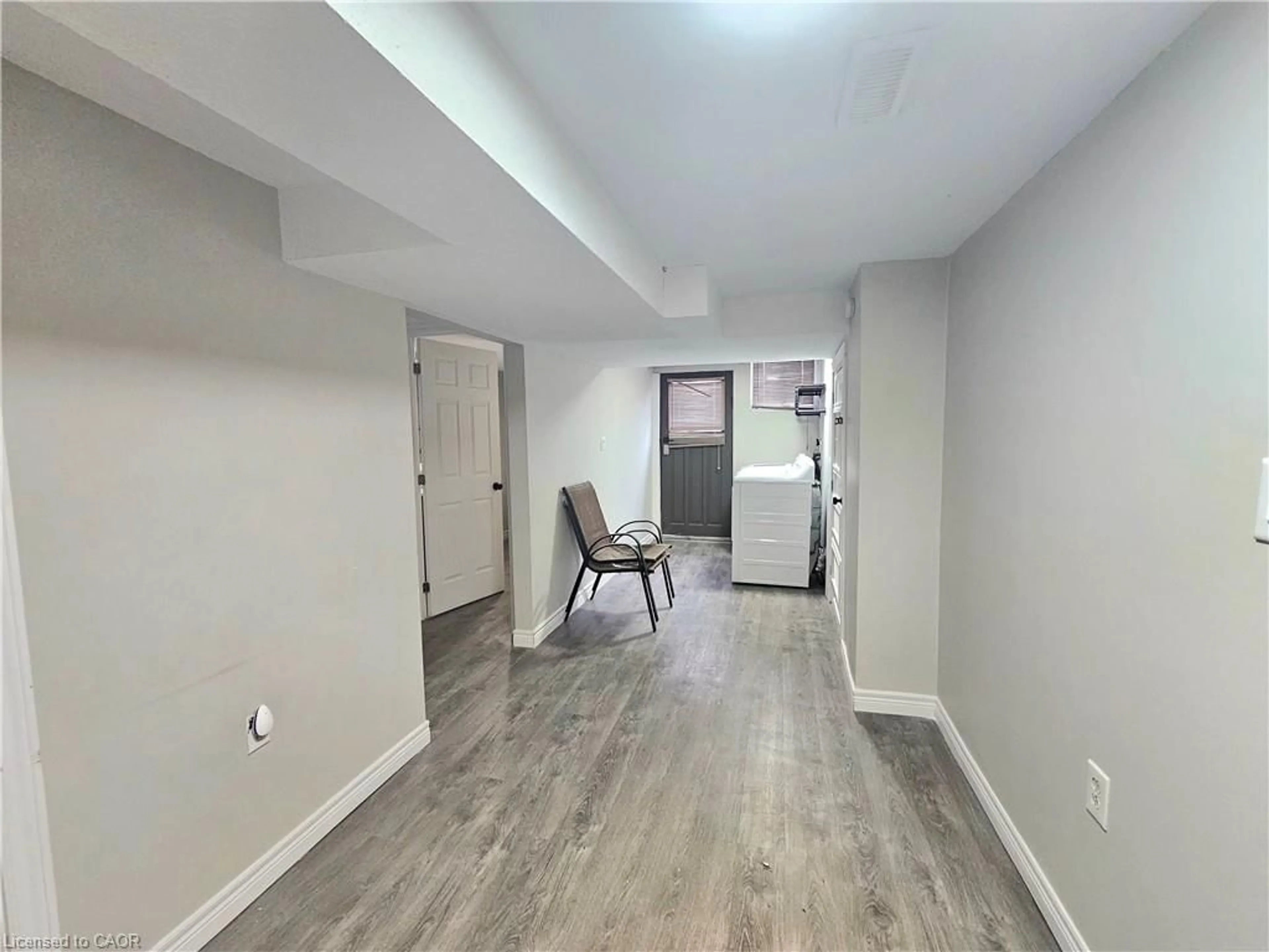 A pic of a room for 92 Copperfield Cres, Chatham Ontario N7M 5X6