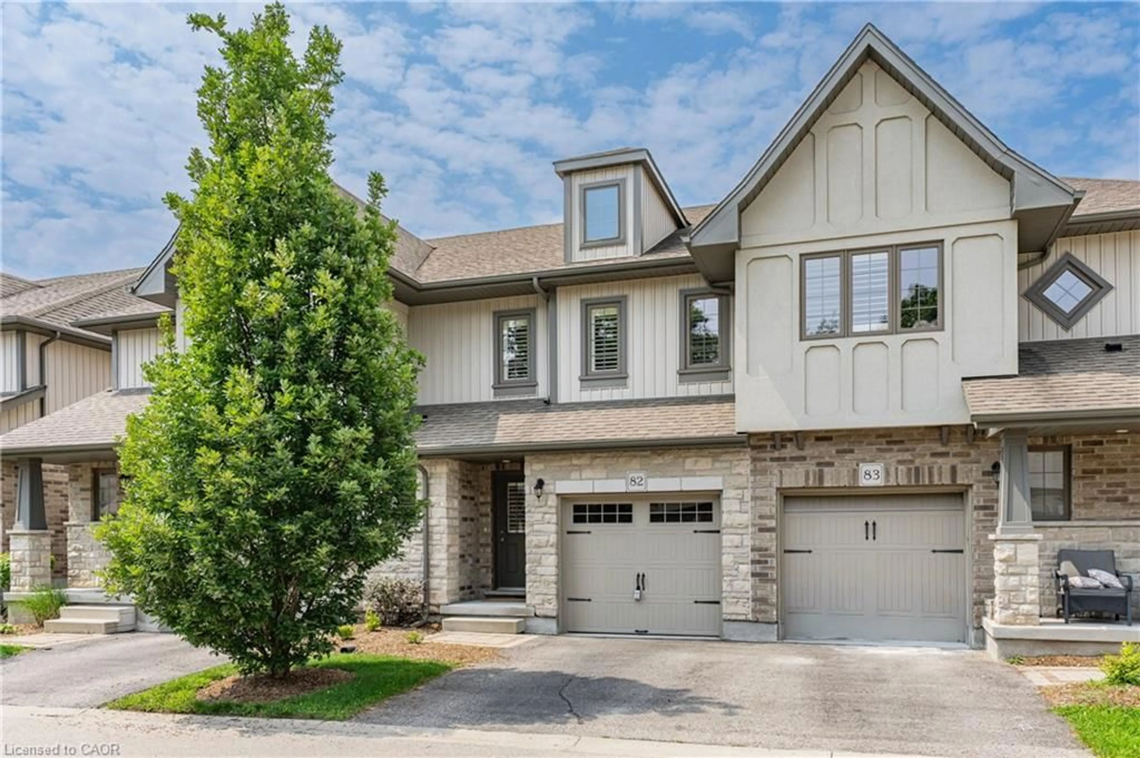 Home with brick exterior material, street for 635 Saginaw Pky #82, Cambridge Ontario N1T 0C1