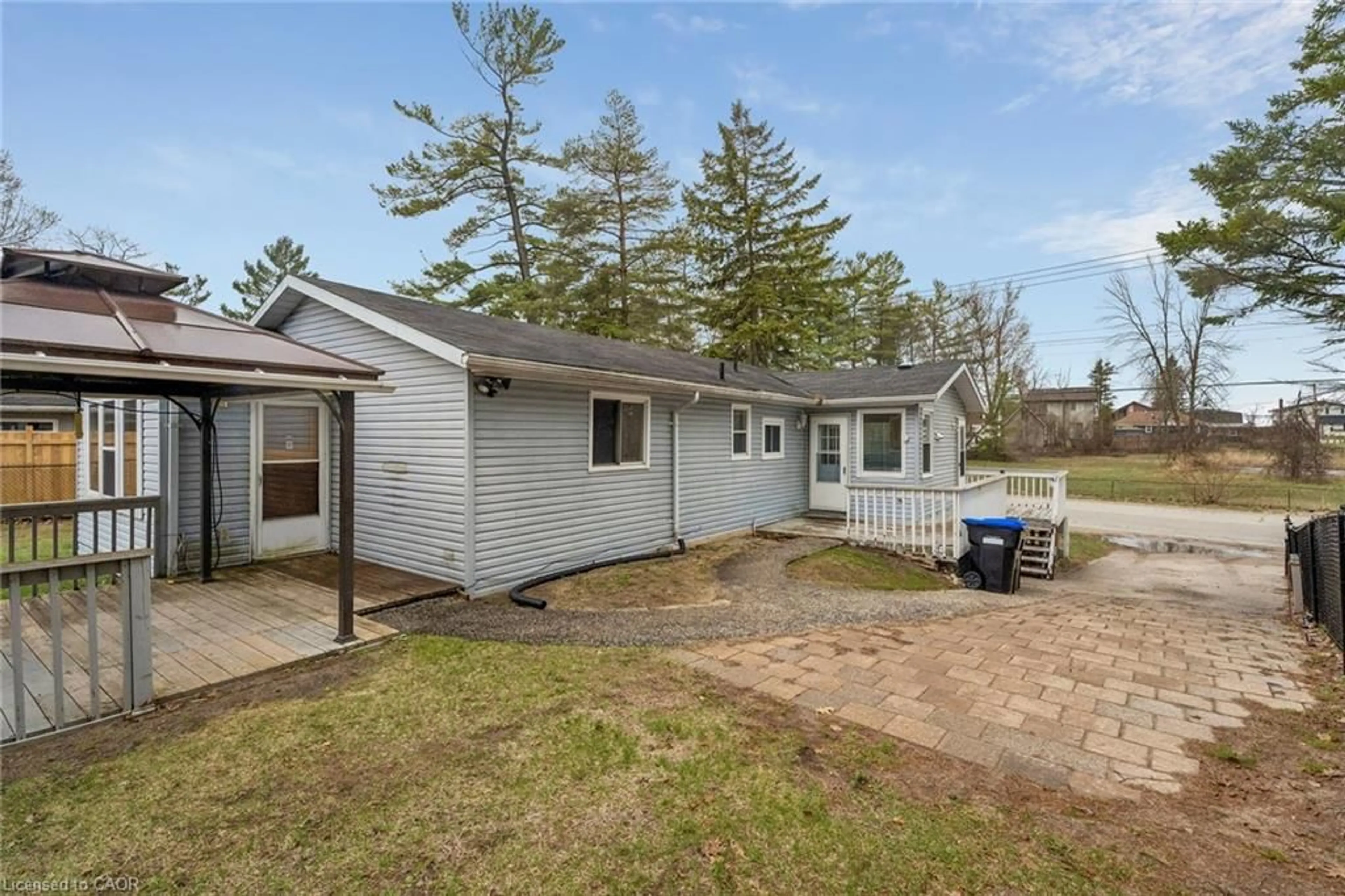 Unknown for 449 Mosley St, Wasaga Beach Ontario L9Z 2J8