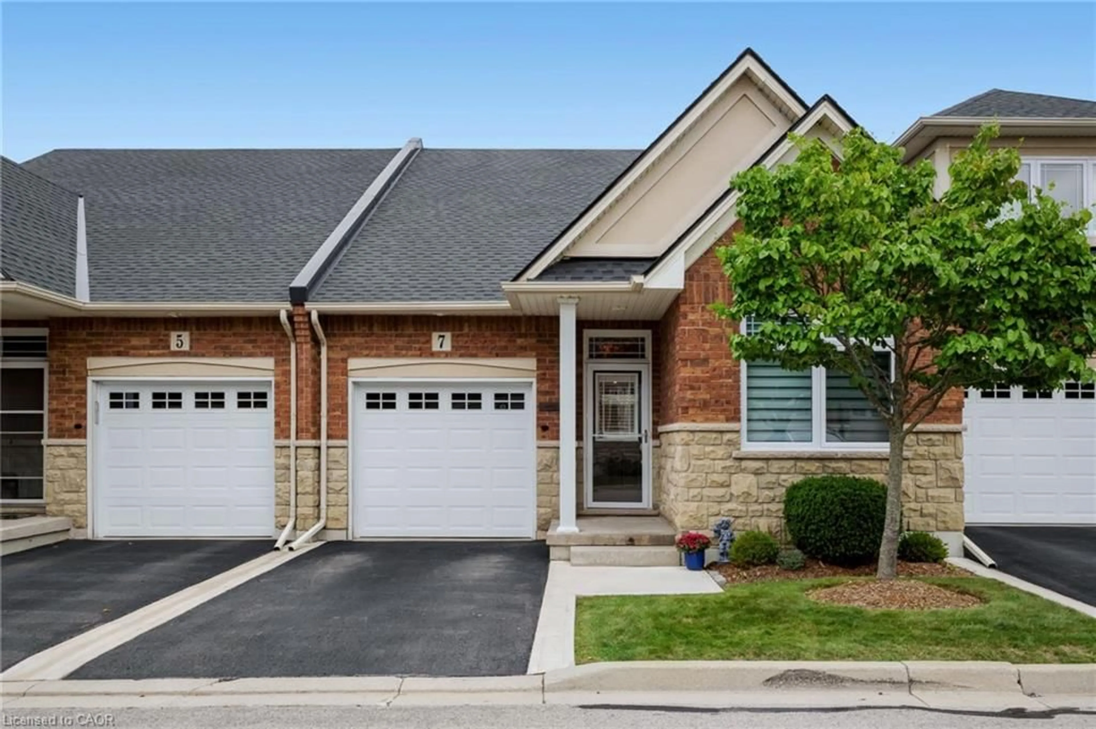 Home with brick exterior material, street for 7 Landscapes Trail, Ancaster Ontario L9K 0A1