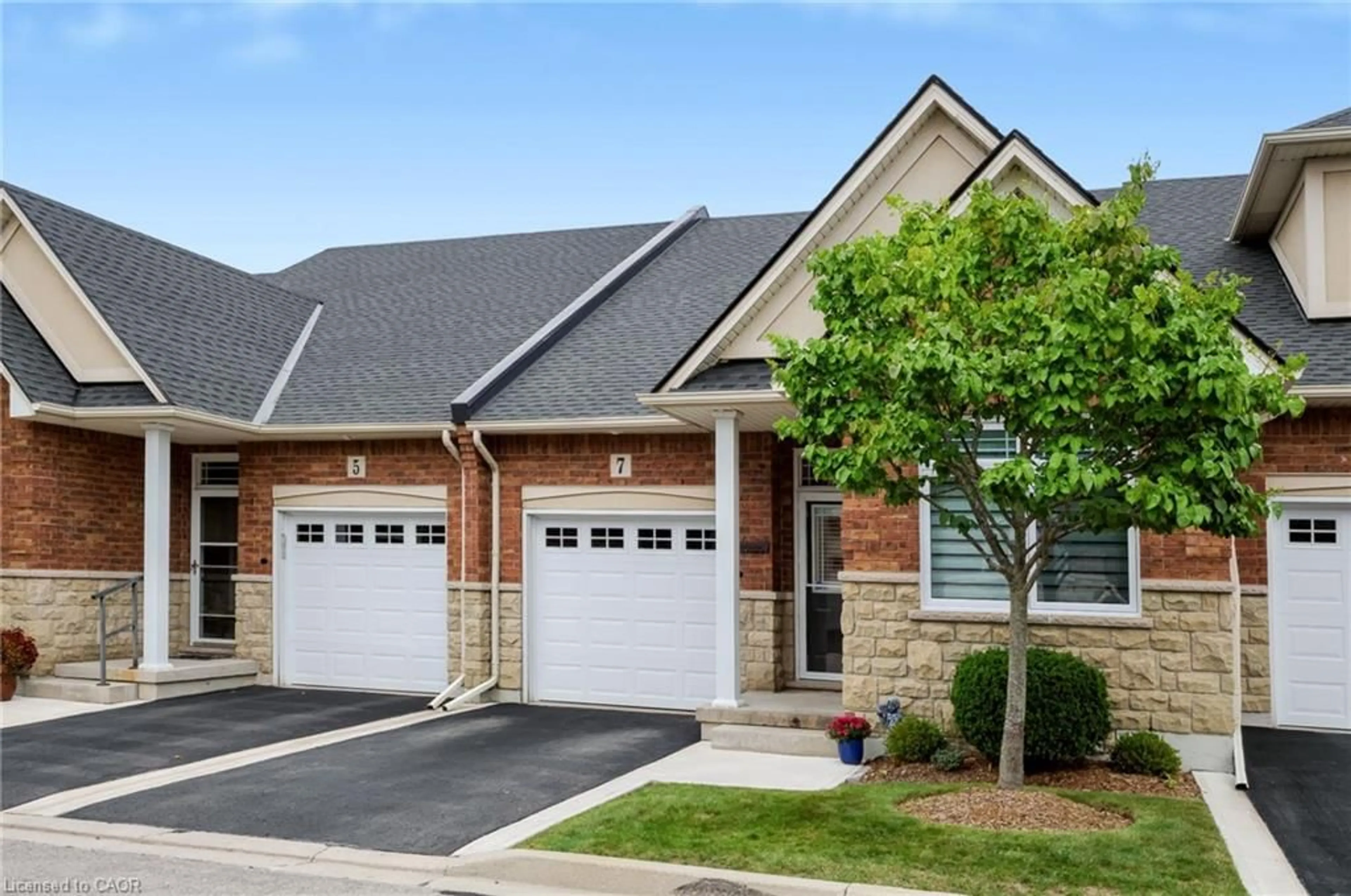 Home with brick exterior material, street for 7 Landscapes Trail, Ancaster Ontario L9K 0A1