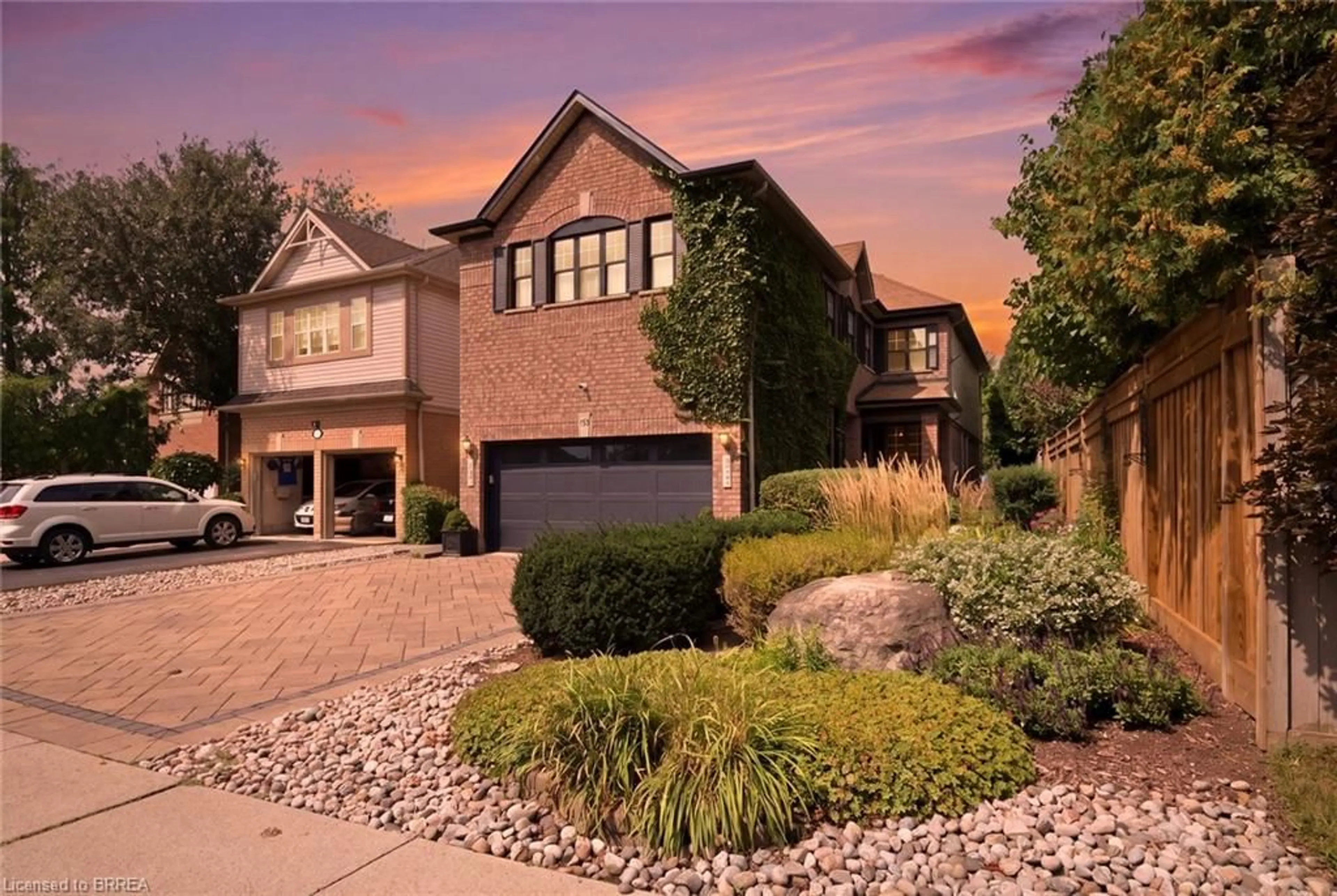 Home with brick exterior material, street for 40 Premier Rd, Waterdown Ontario L8B 0K7