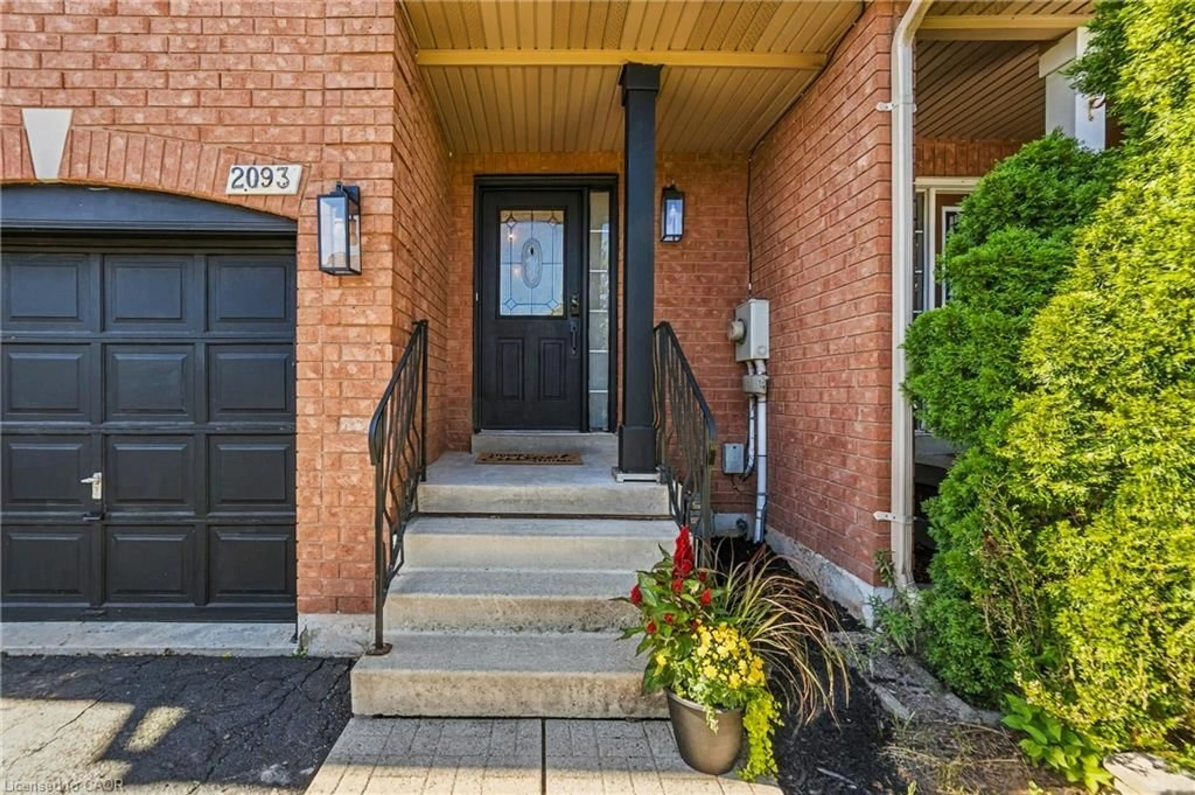 Unknown for 2093 Golden Orchard Trail, Oakville Ontario L6M 3W8