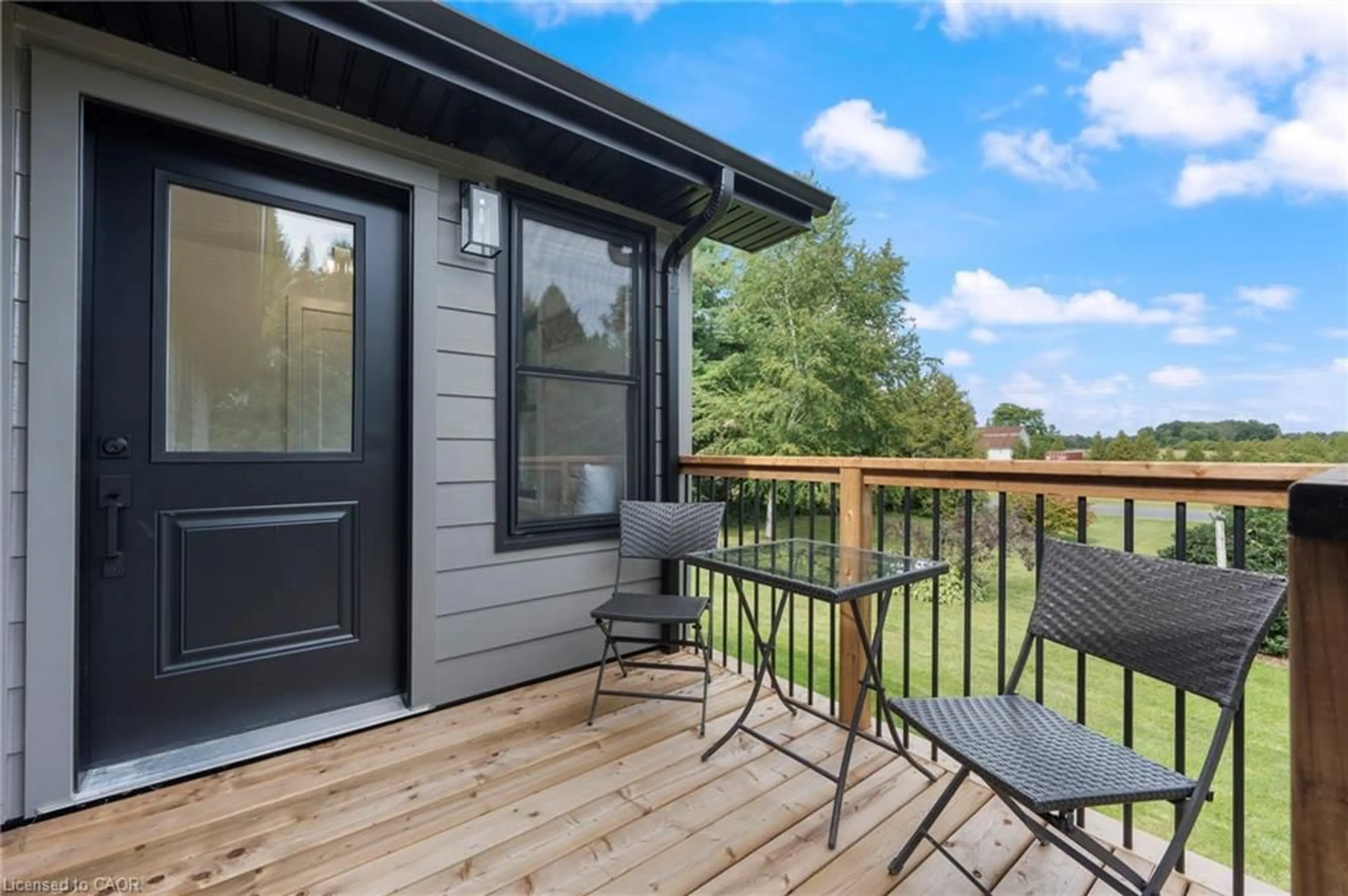 Patio, water/lake/river/ocean view for 54601 Vienna Line Line, Port Burwell Ontario N0J 1T0