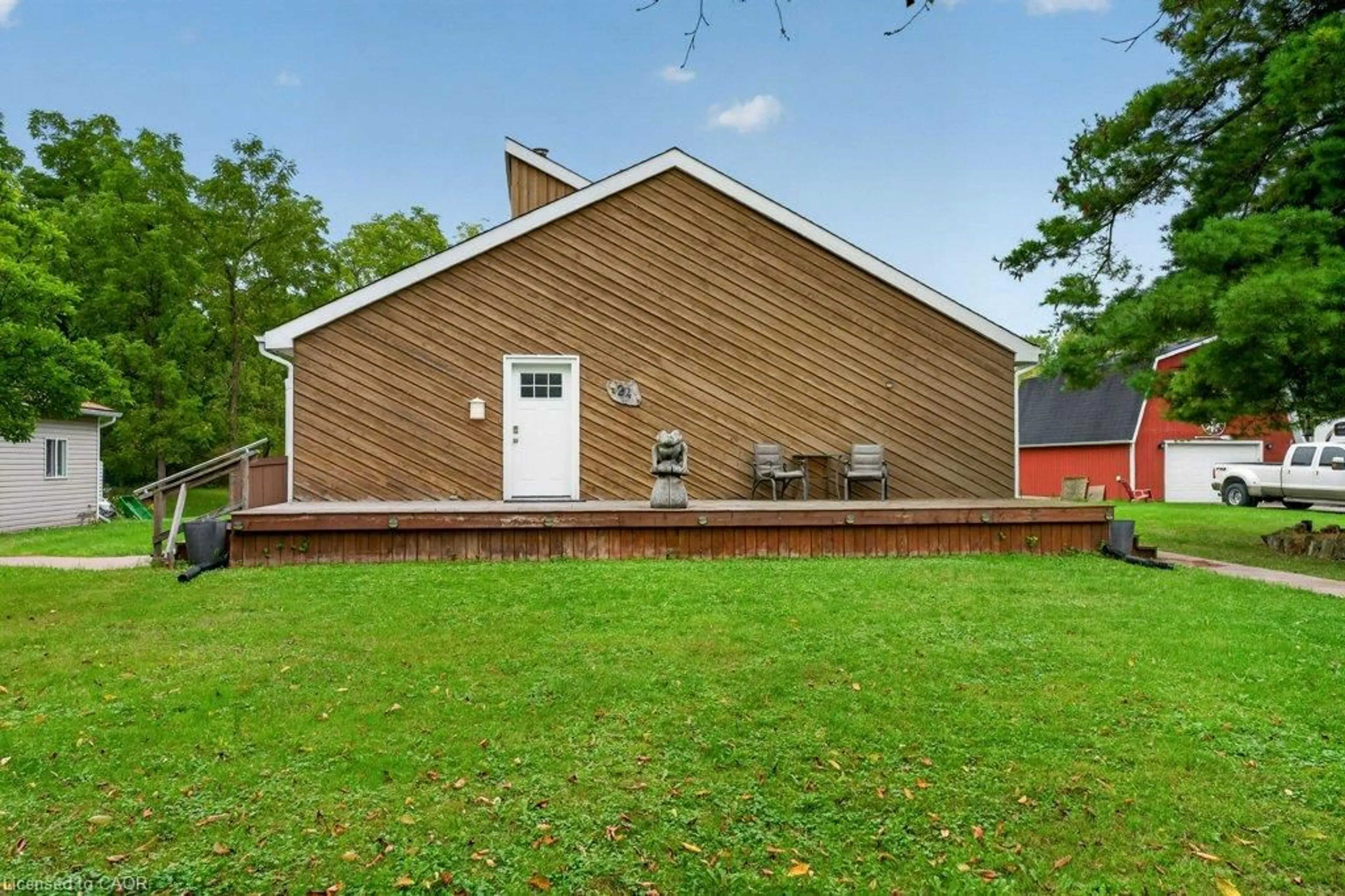 Patio, unknown for 24 Kelly St, Port Robinson Ontario L0S 1K0