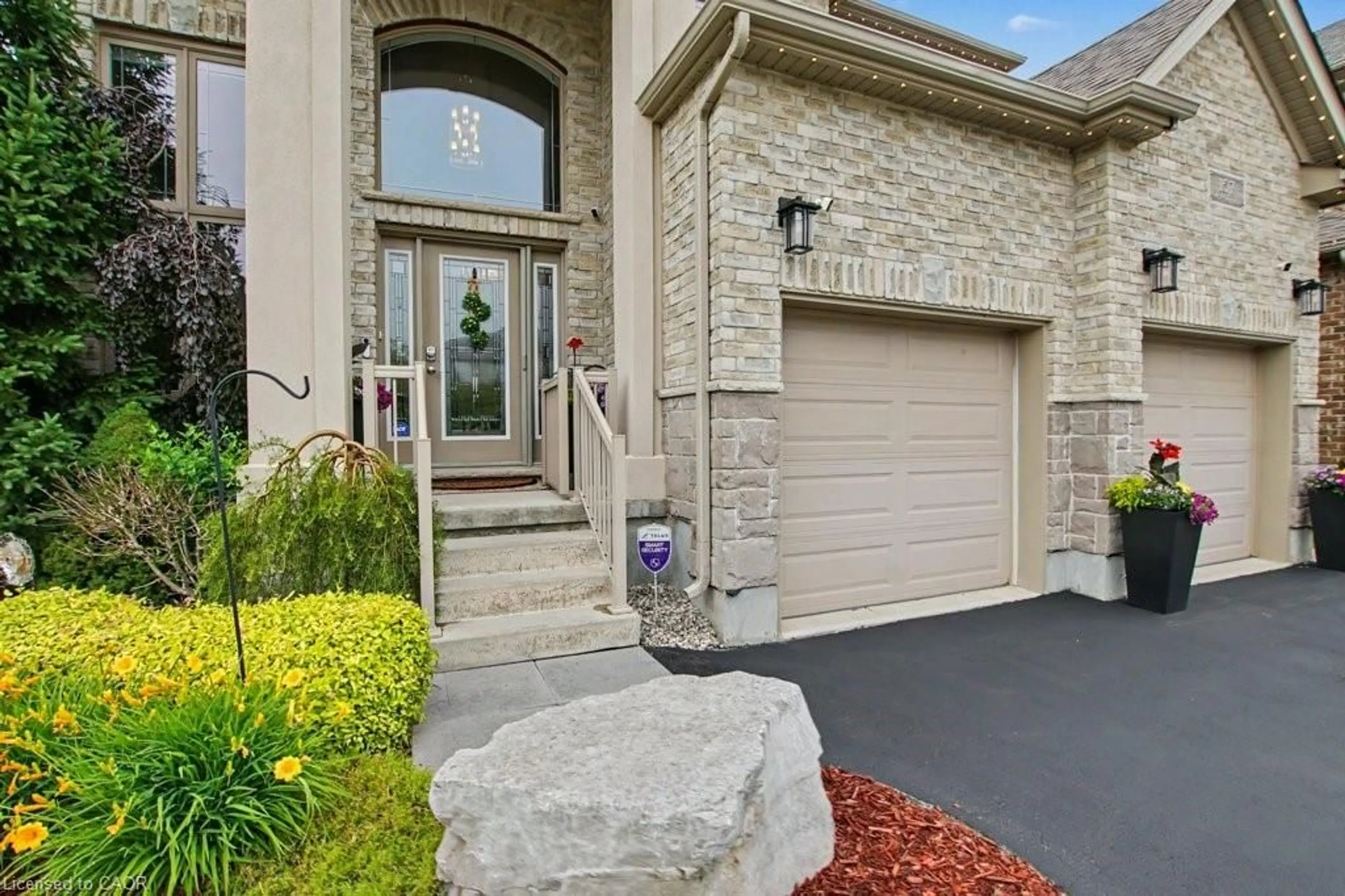 Home with brick exterior material, street for 157 Green Gate Blvd, Cambridge Ontario N1T 0C5