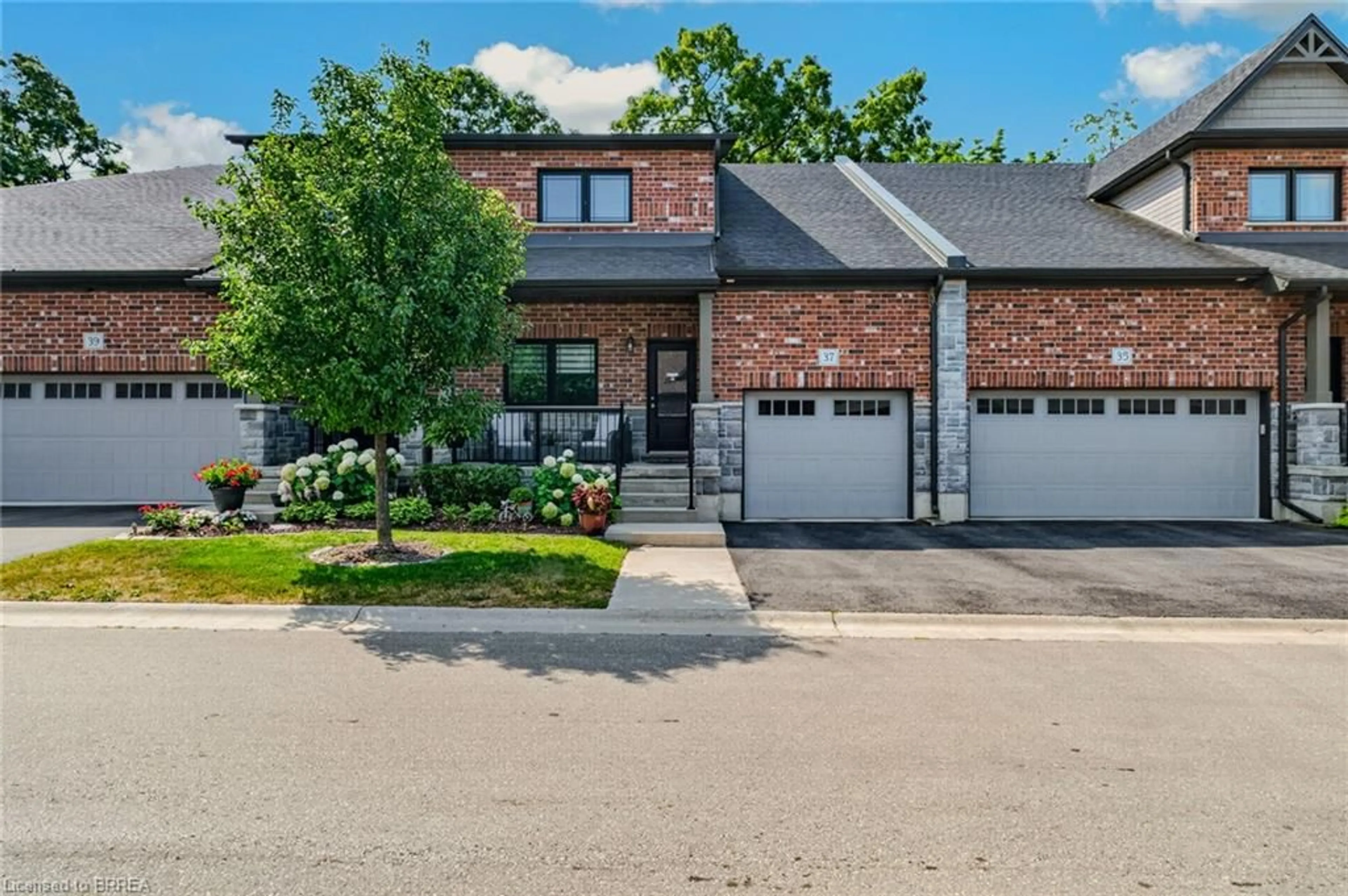 Home with brick exterior material, street for 37 Serviceberry Lane, Simcoe Ontario N3Y 0E5
