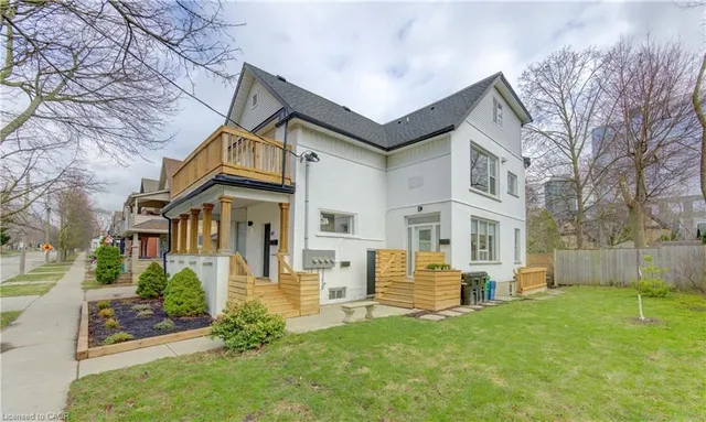 67 Louisa St, Kitchener 2