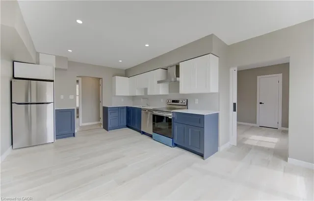 67 Louisa St, Kitchener 5