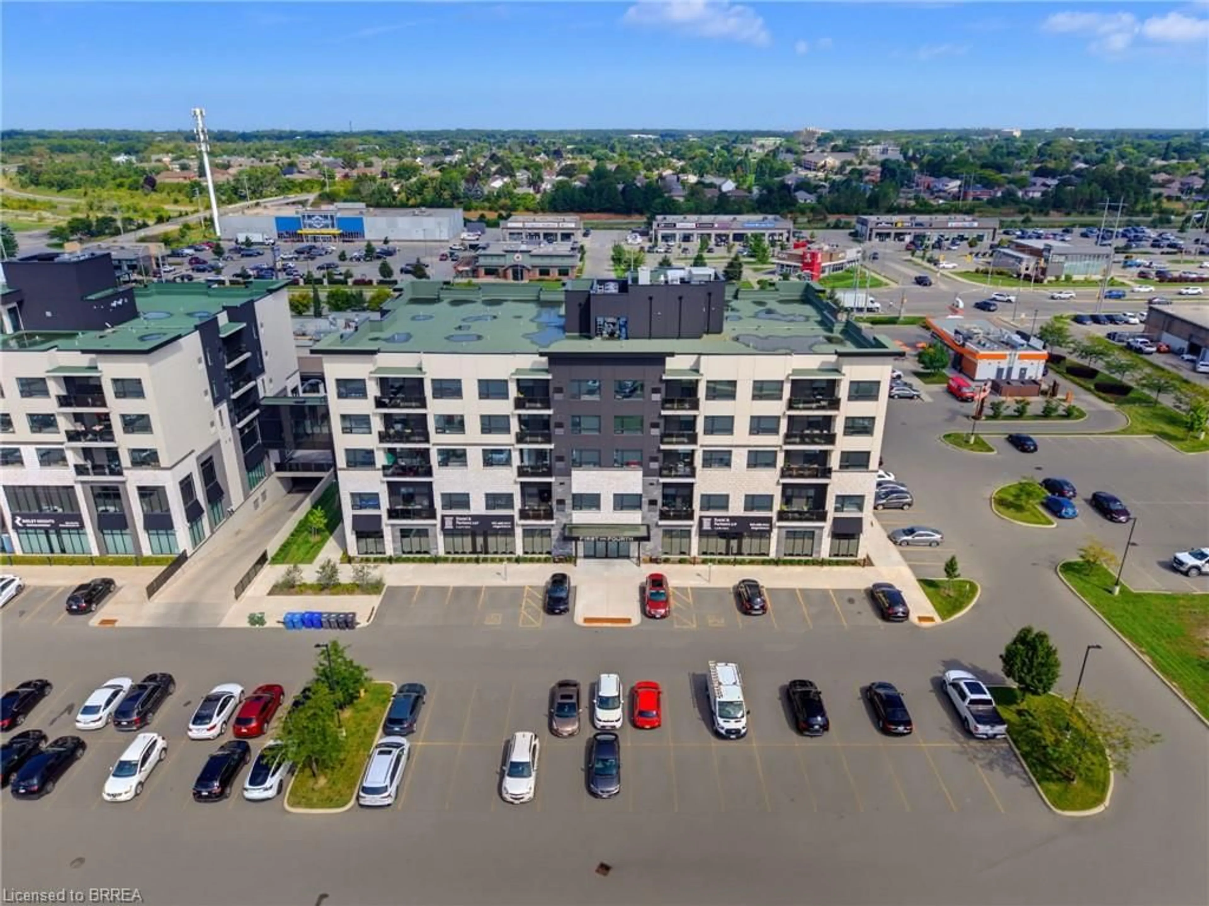 A pic from outside/outdoor area/front of a property/back of a property/a pic from drone, building for 300B Fourth Ave #208, St. Catharines Ontario L2S 0E6