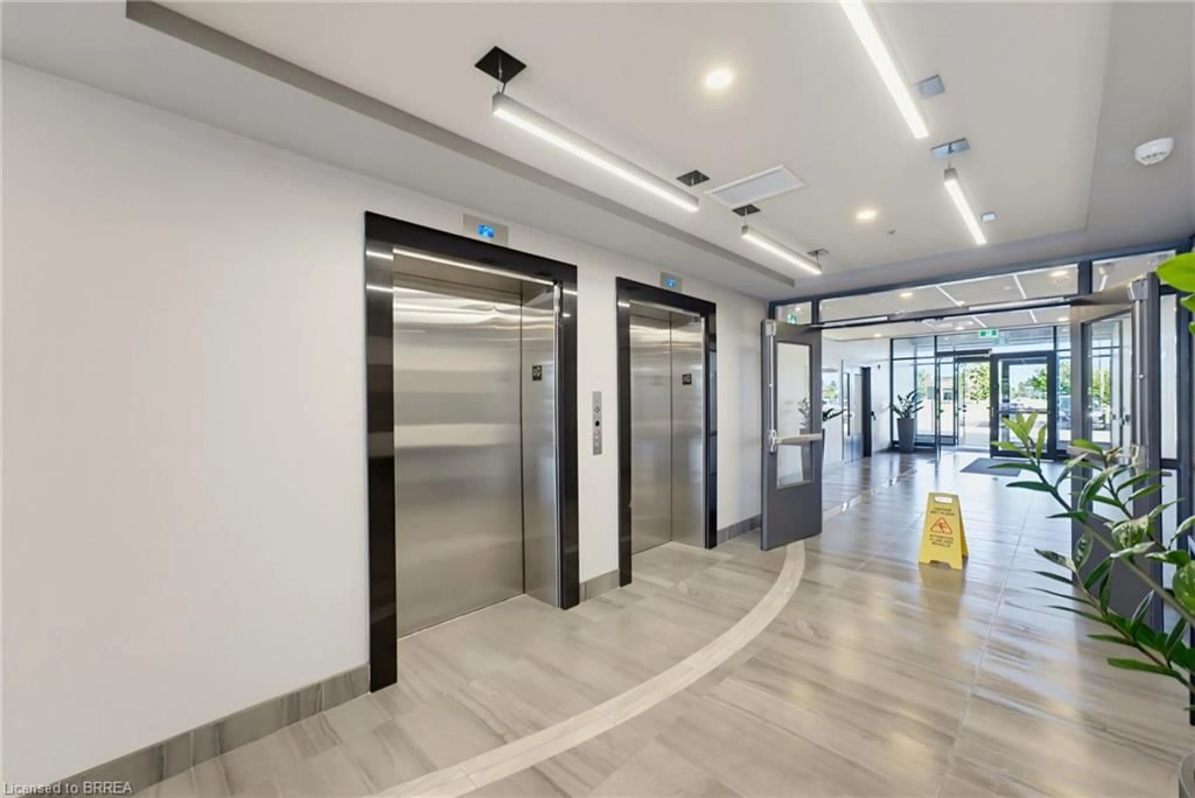 Indoor foyer for 300B Fourth Ave #208, St. Catharines Ontario L2S 0E6
