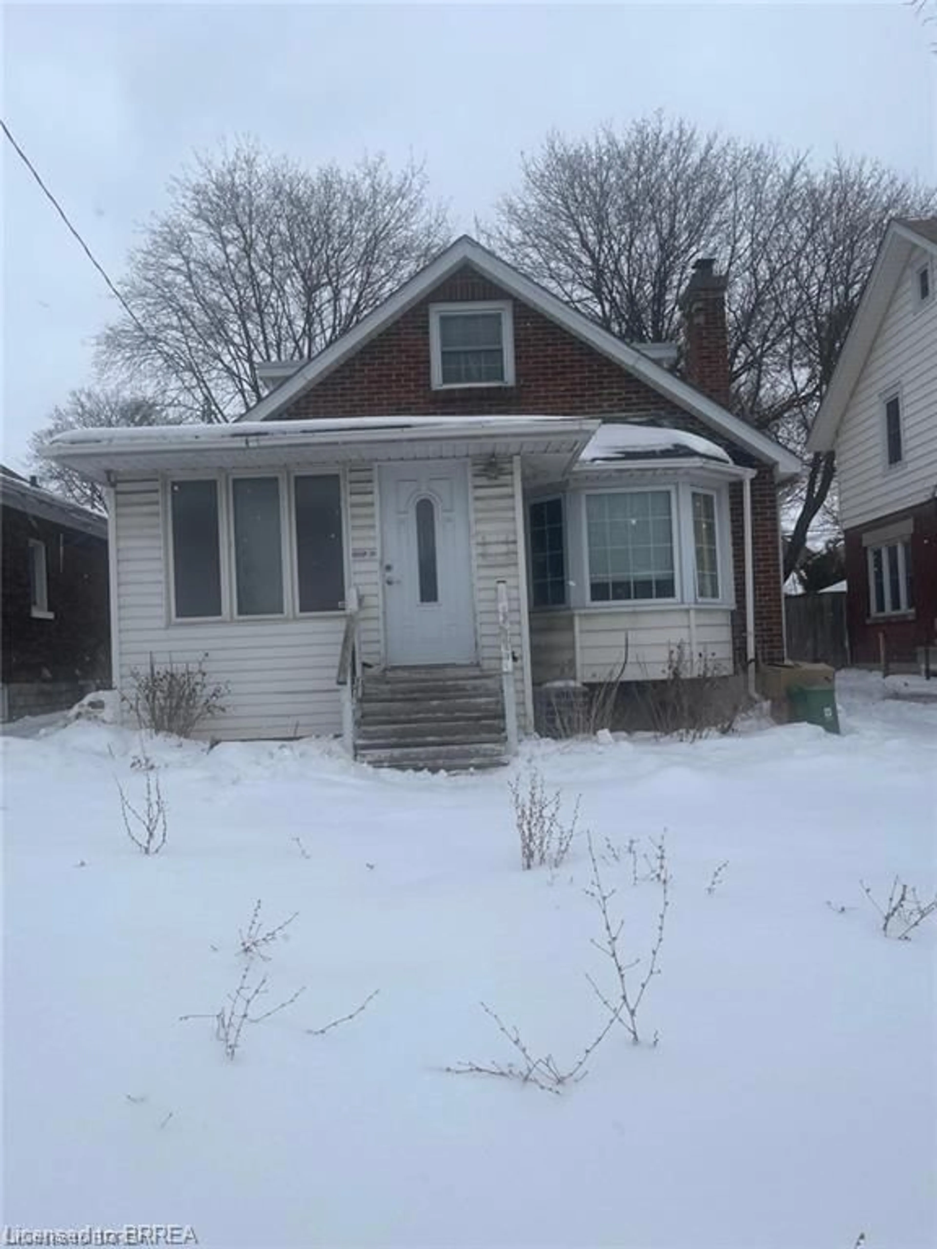 Unknown for 258 Wellington Rd, London Ontario N6C 4N5