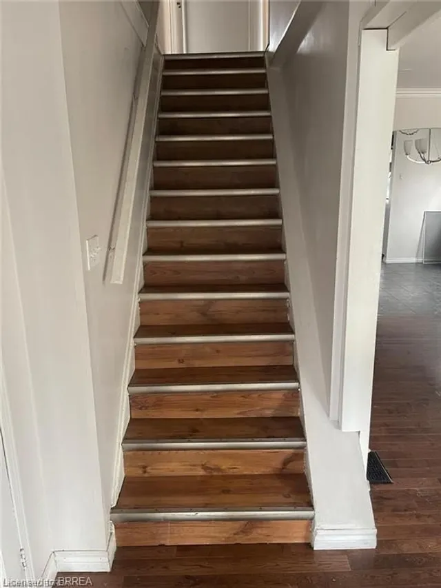 258 Wellington Rd, London 5
