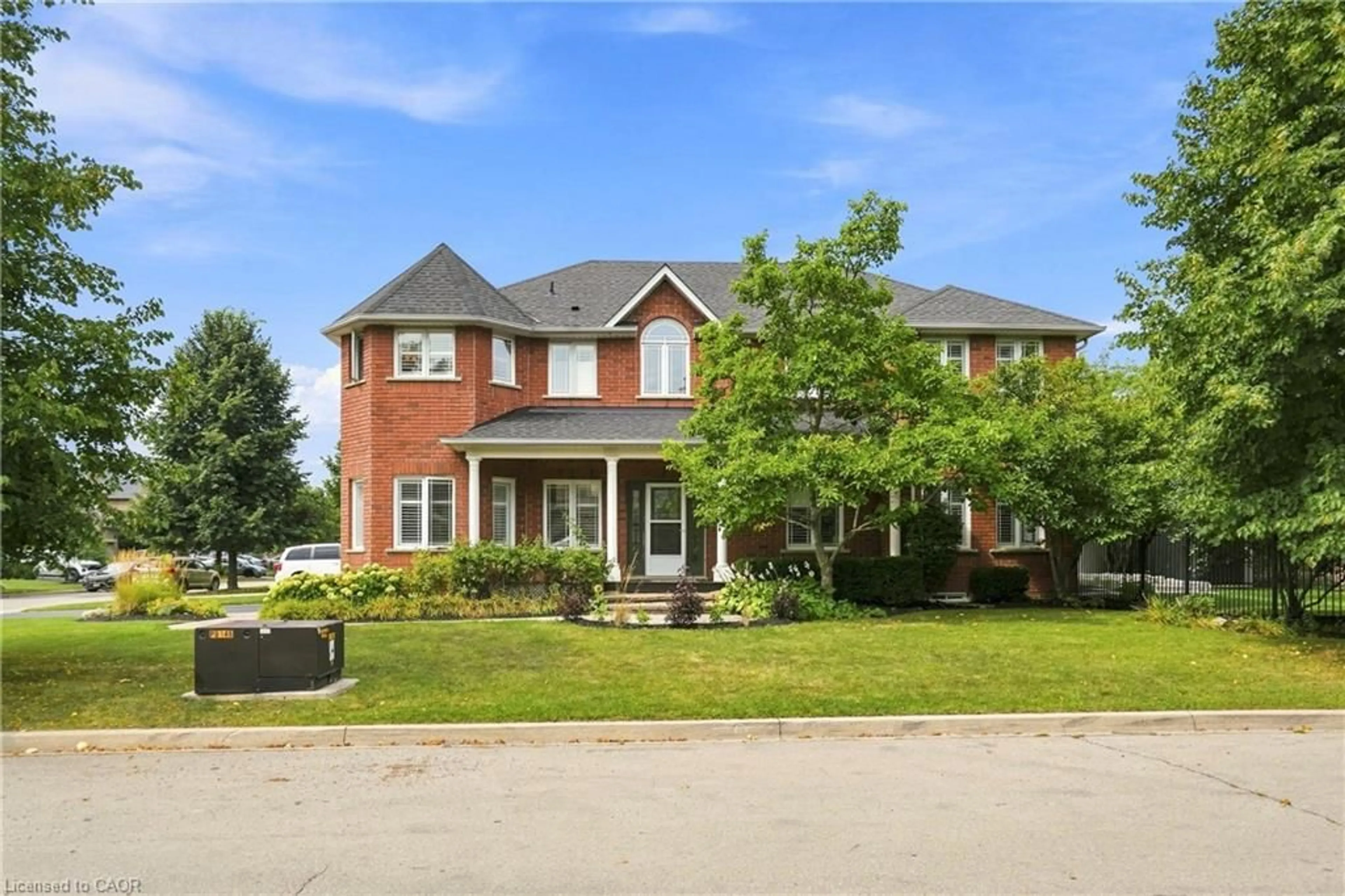 Home with brick exterior material, street for 31 Commando Crt, Waterdown Ontario L8B 0J6