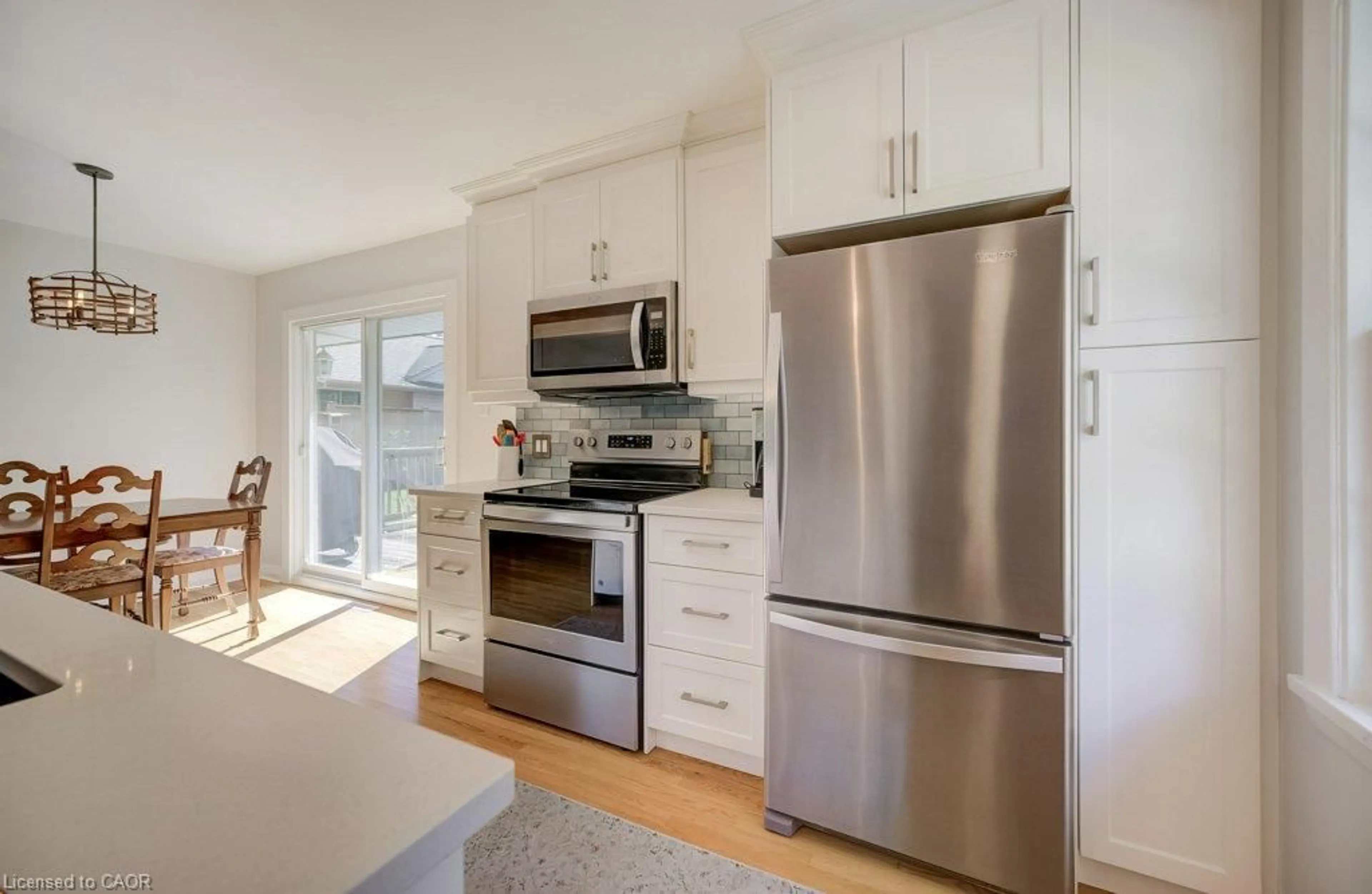 Open concept kitchen, unknown for 851 Union St, Kitchener Ontario N2H 6J2