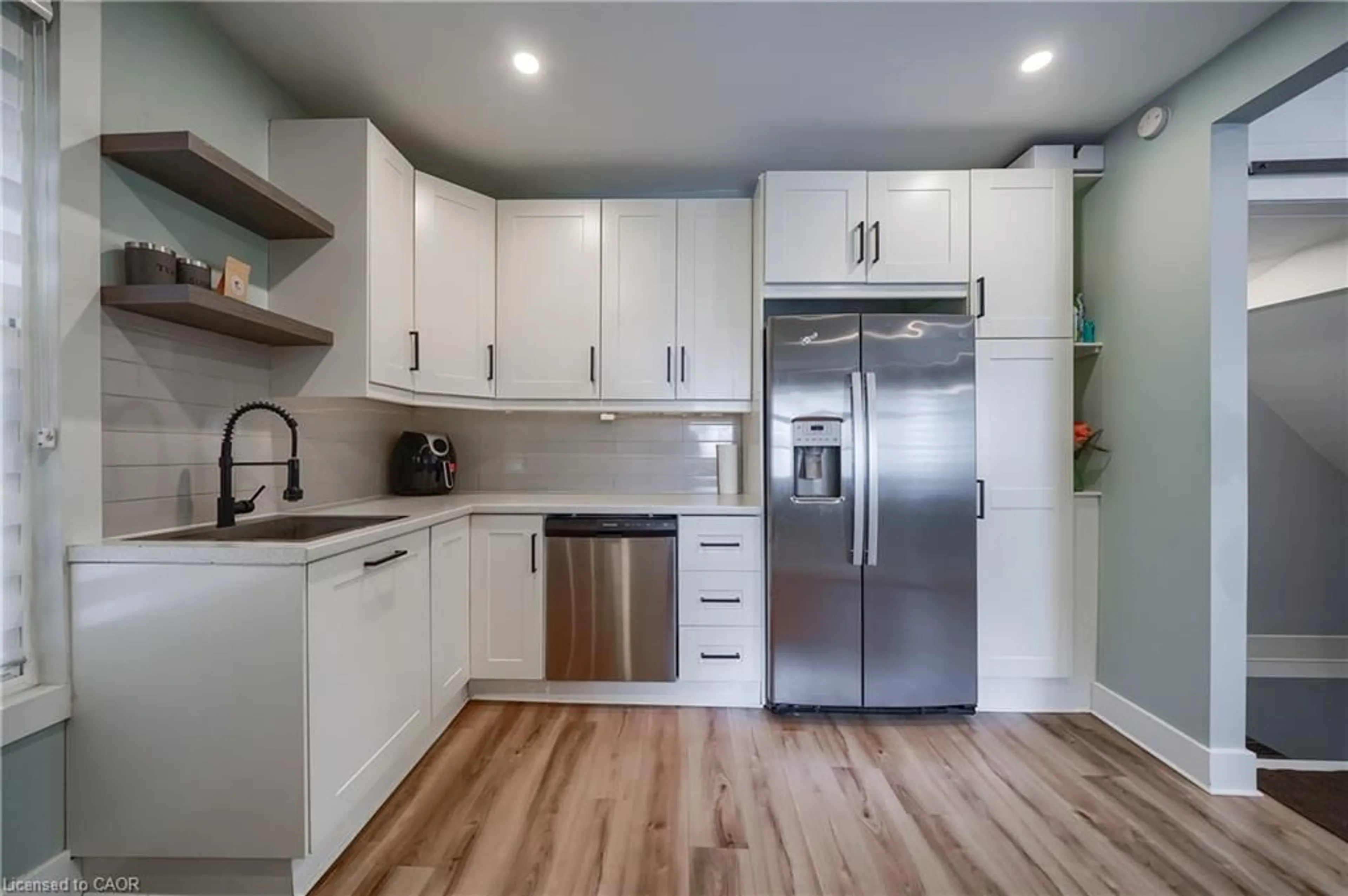 Unknown for 36 Kerr St, Cambridge Ontario N1R 4A3