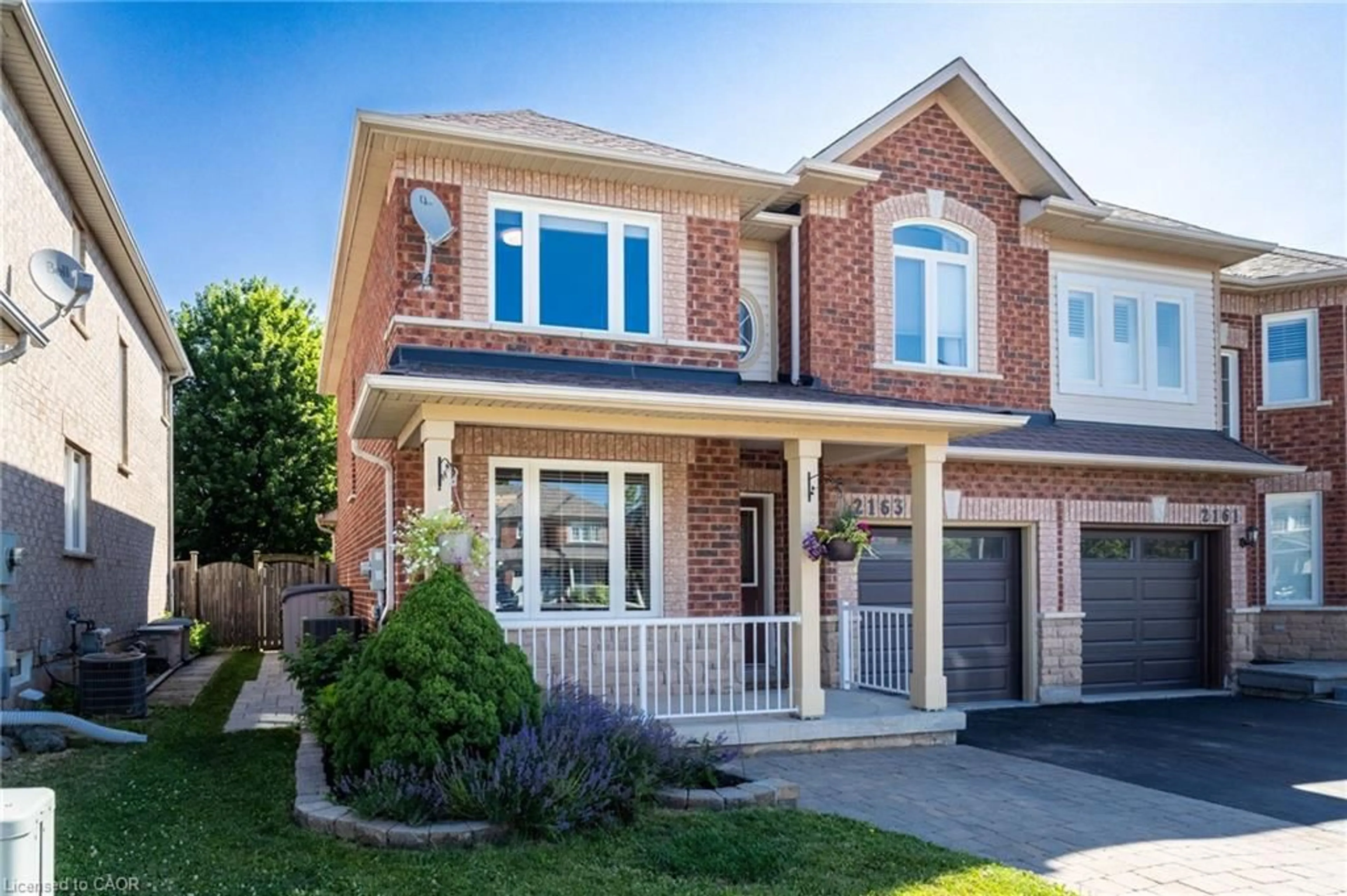 Home with brick exterior material, street for 2163 Sutton Dr, Burlington Ontario L7L 7K5