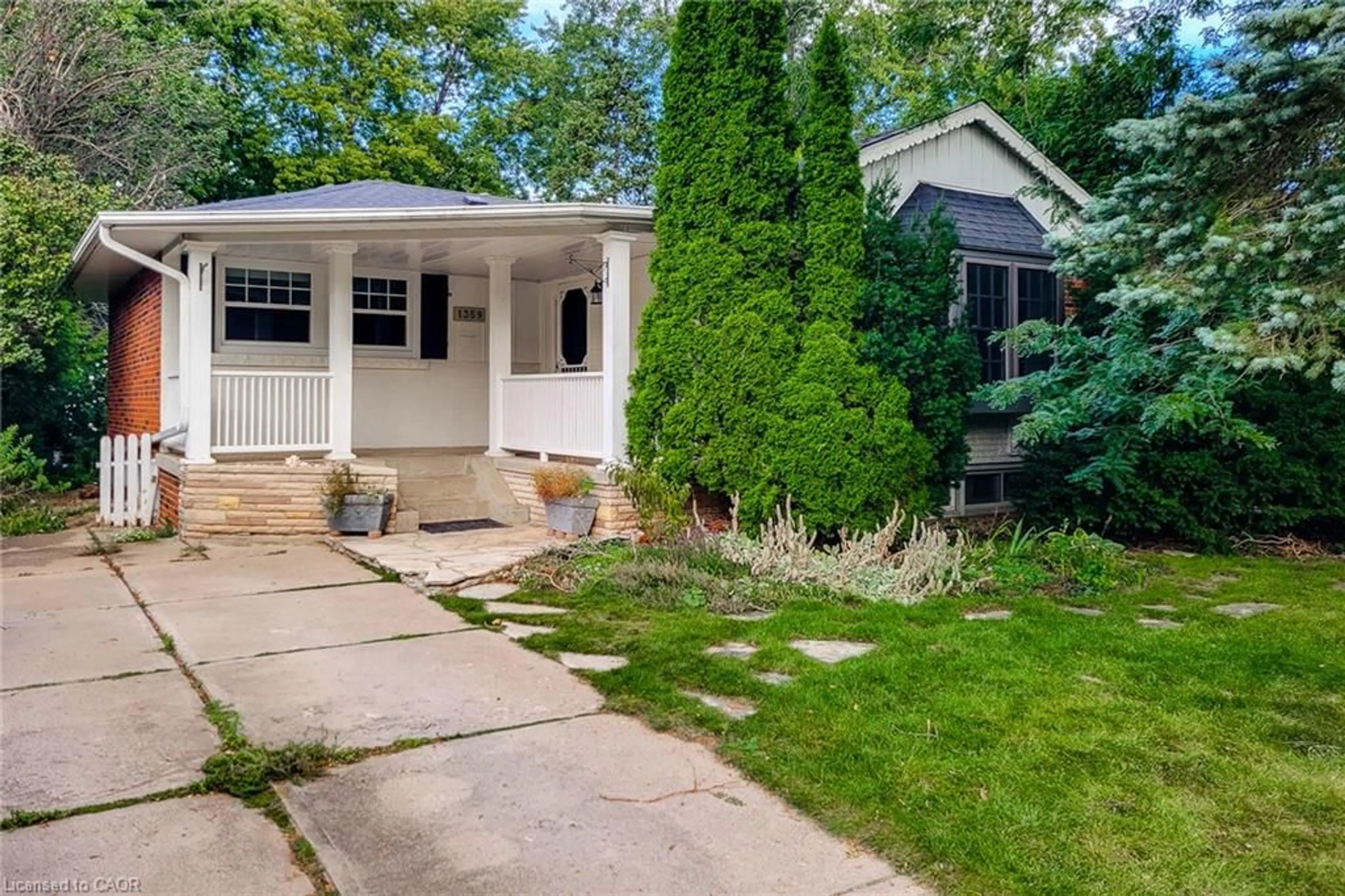 Unknown for 1359 Mountain Grove Ave, Burlington Ontario L7P 2H1