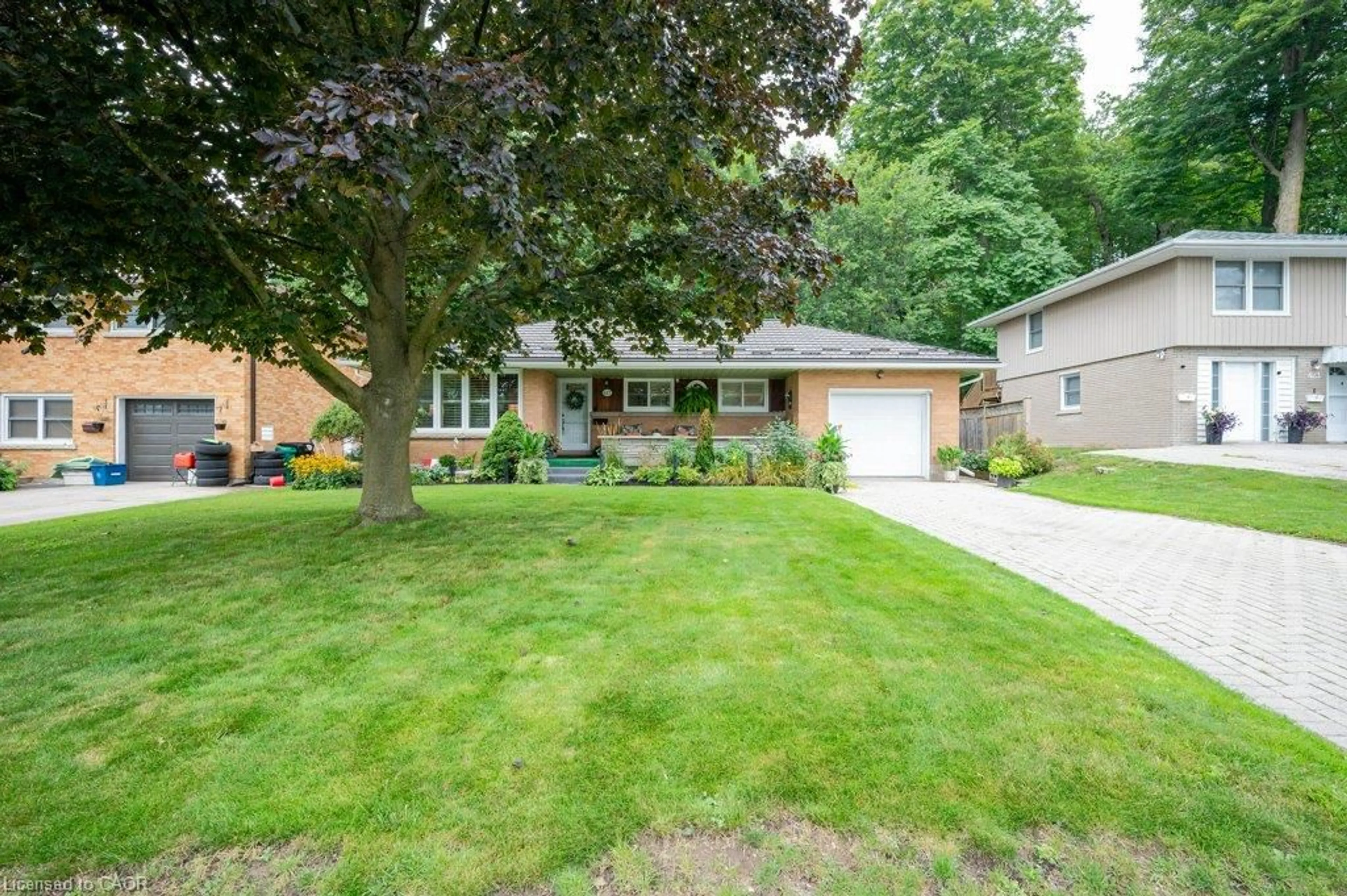 Unknown for 417 Edwin St, Kitchener Ontario N2H 4P7