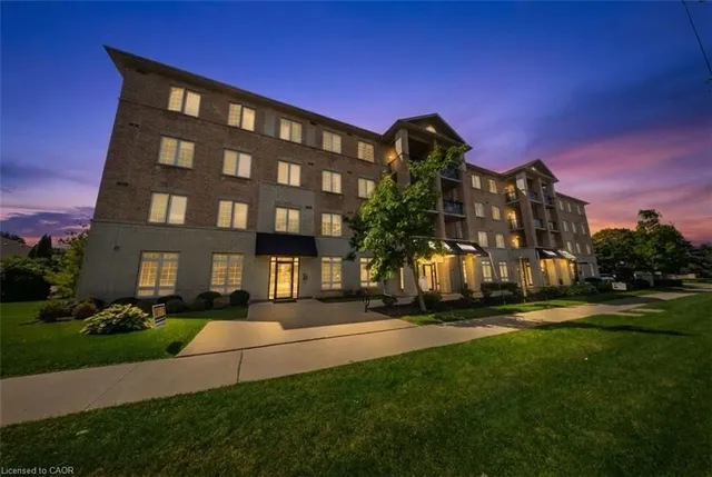 1083 Gordon St #204, Guelph 2