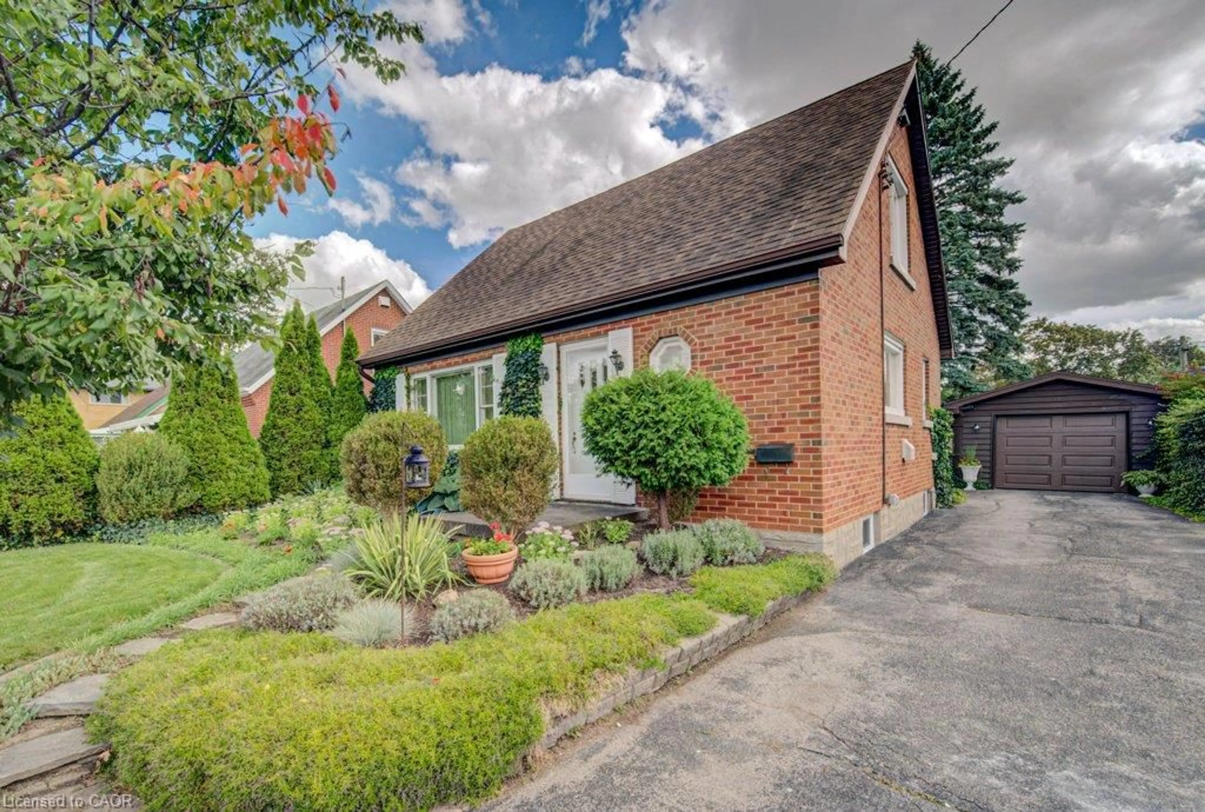 Home with brick exterior material, street for 161 Bridgeport Rd, Waterloo Ontario N2J 2K3