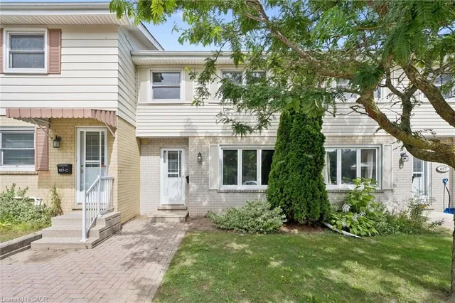 657 Albert St #B, Waterloo