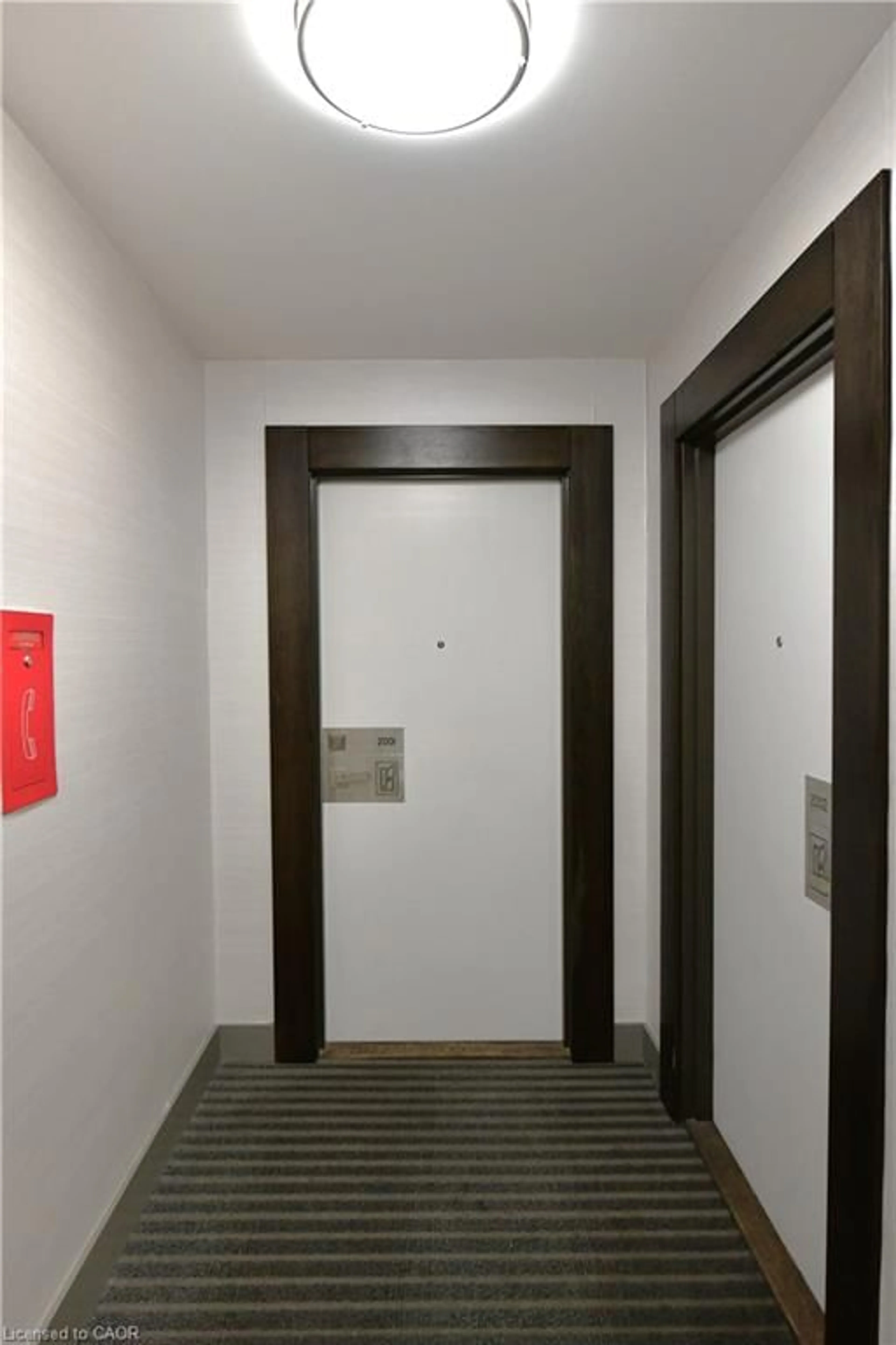 Indoor foyer for 510 Curran Pl #2001, Mississauga Ontario L5B 0J8