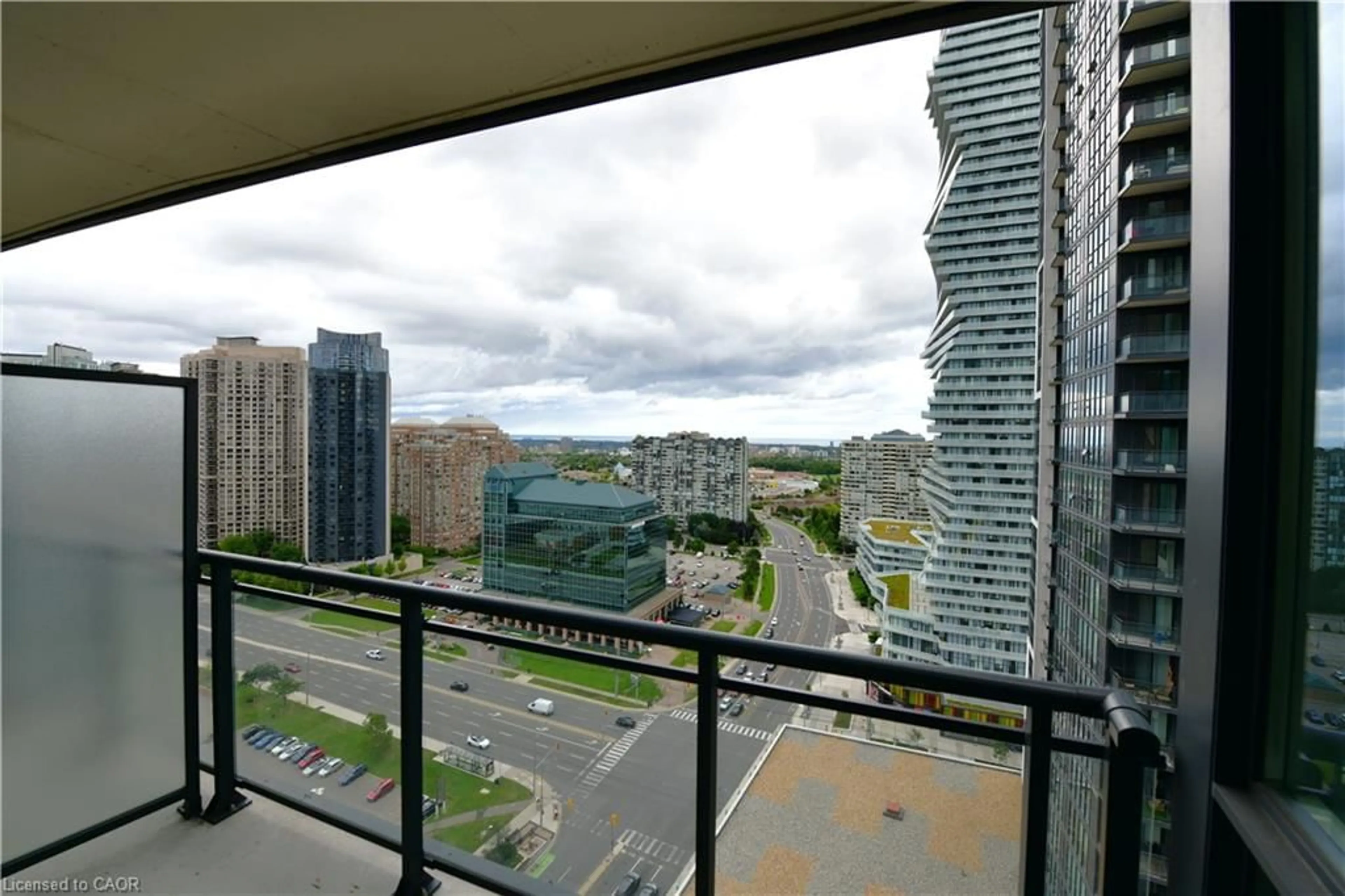 Balcony in the apartment, city buildings view from balcony for 510 Curran Pl #2001, Mississauga Ontario L5B 0J8