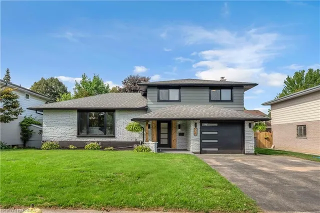 34 Sky Acres Dr, Brantford