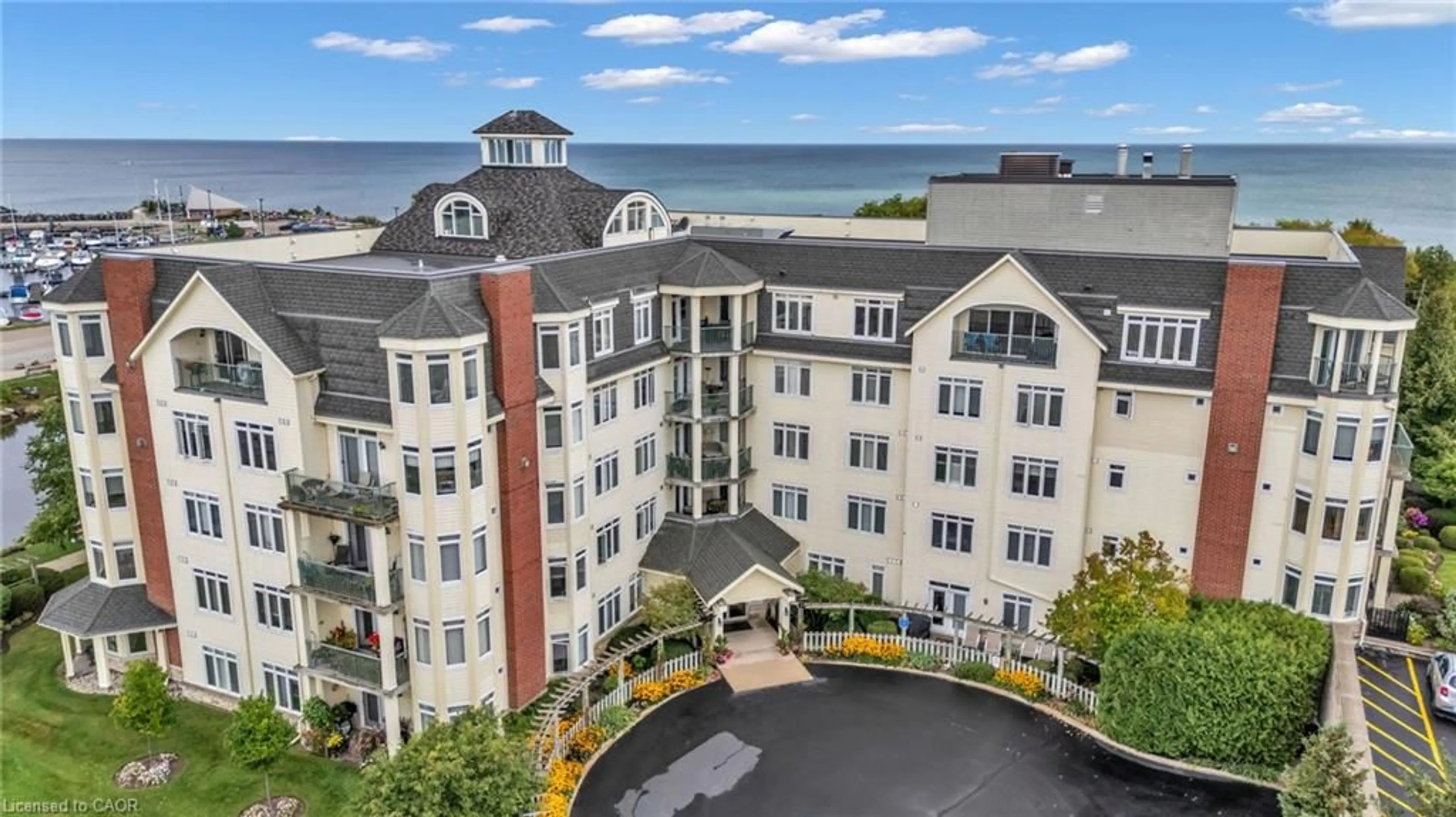 Unknown for 10 Bay St #307, Thornbury Ontario N0H 2P0