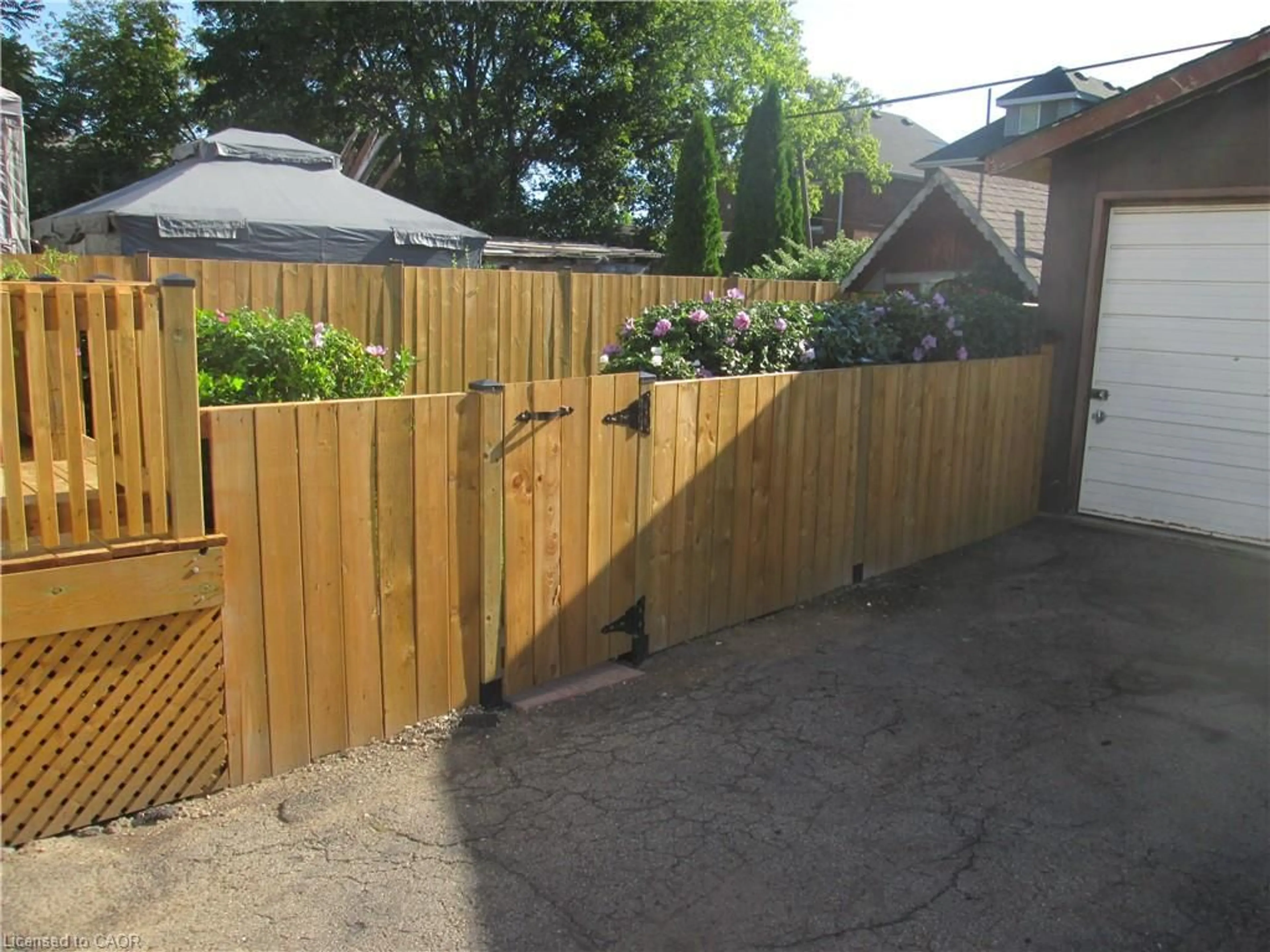 Patio, street for 156 Leinster Ave, Hamilton Ontario L8L 6X9