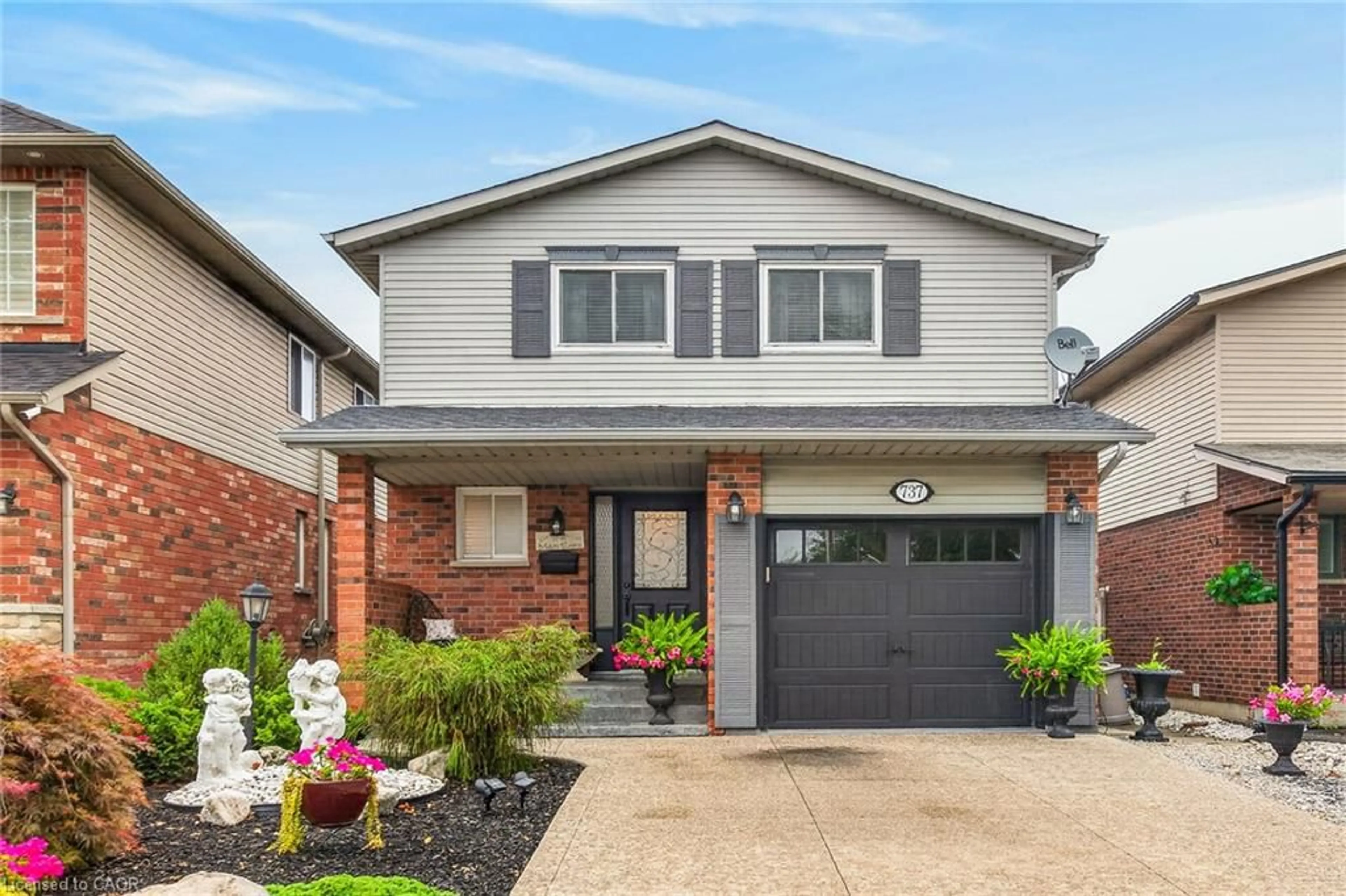 Home with brick exterior material, street for 737 Stone Church Rd, Hamilton Ontario L8W 1A9