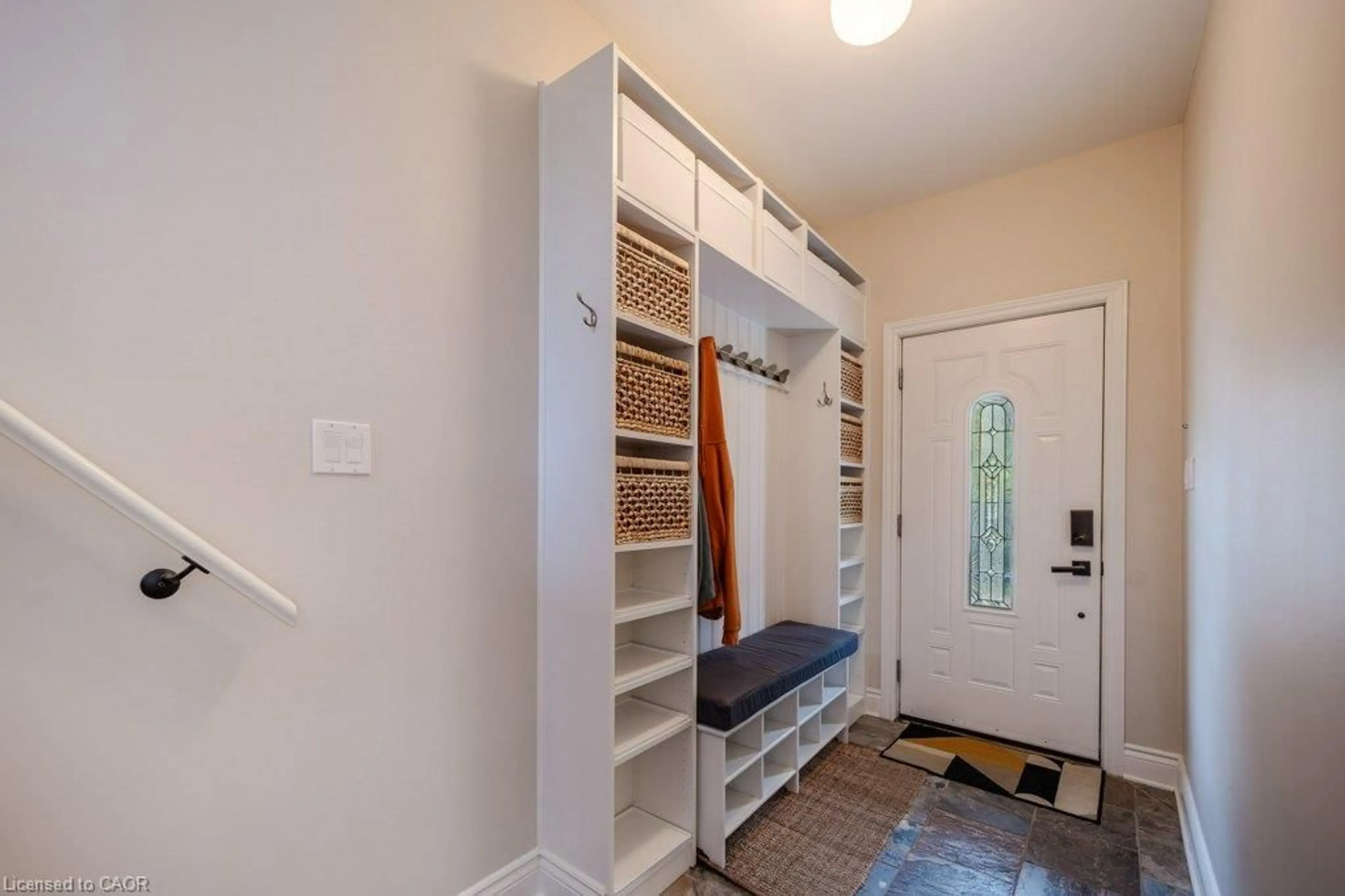Unknown for 6 Alice St, Guelph Ontario N1E 2Z6