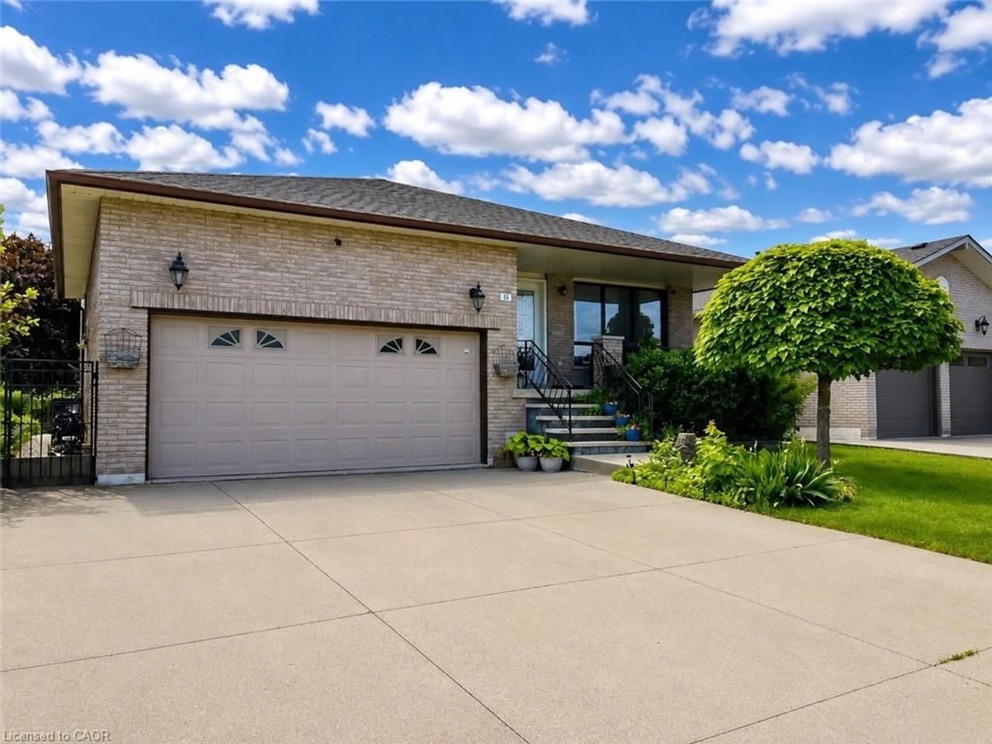 Home with brick exterior material, street for 15 Ellen Ave, Hamilton Ontario L8G 5A9