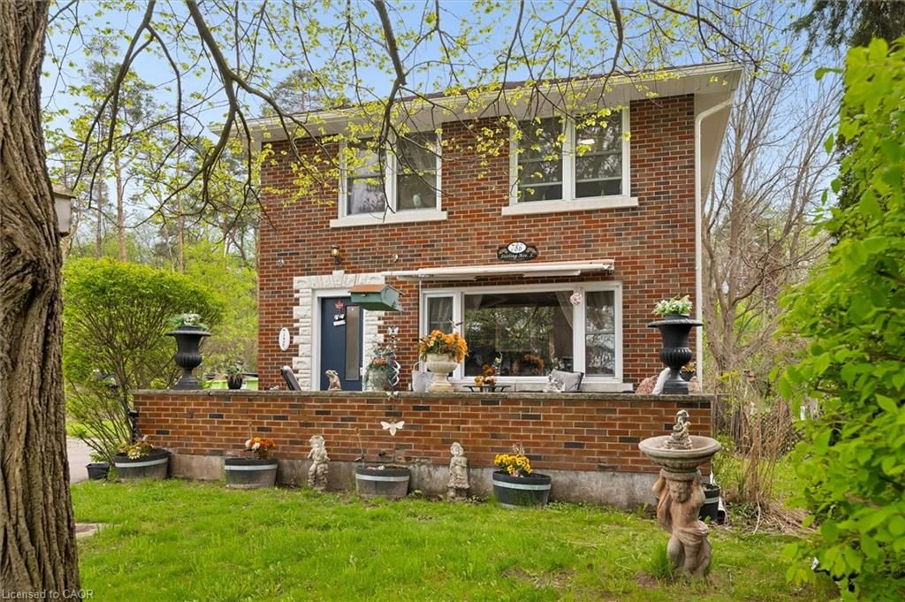 Home with brick exterior material, street for 786 Stirling Ave, Kitchener Ontario N2M 3K3