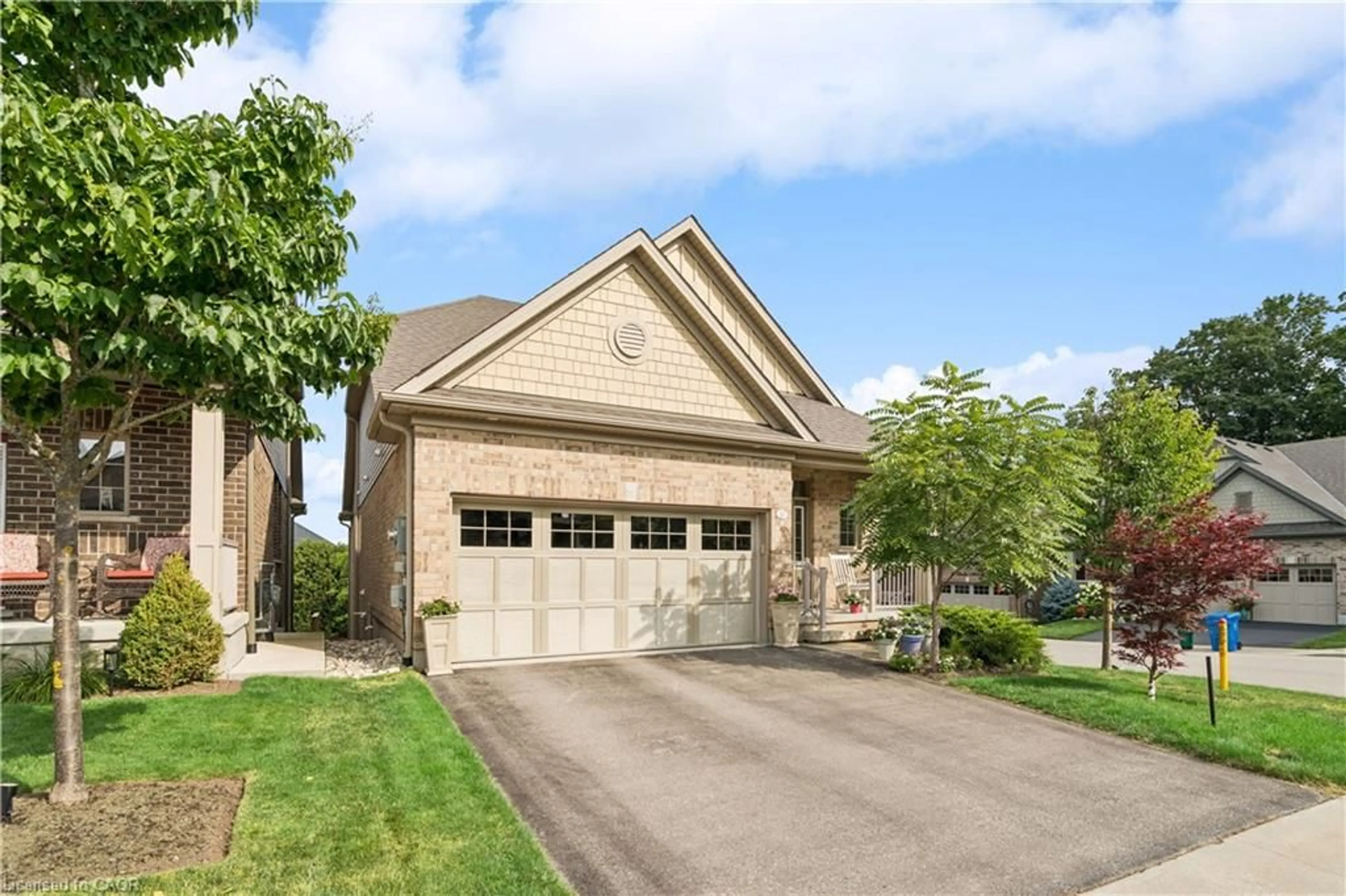 Home with brick exterior material, street for 10 Chestnut Dr, Rockwood Ontario N0B 2K0