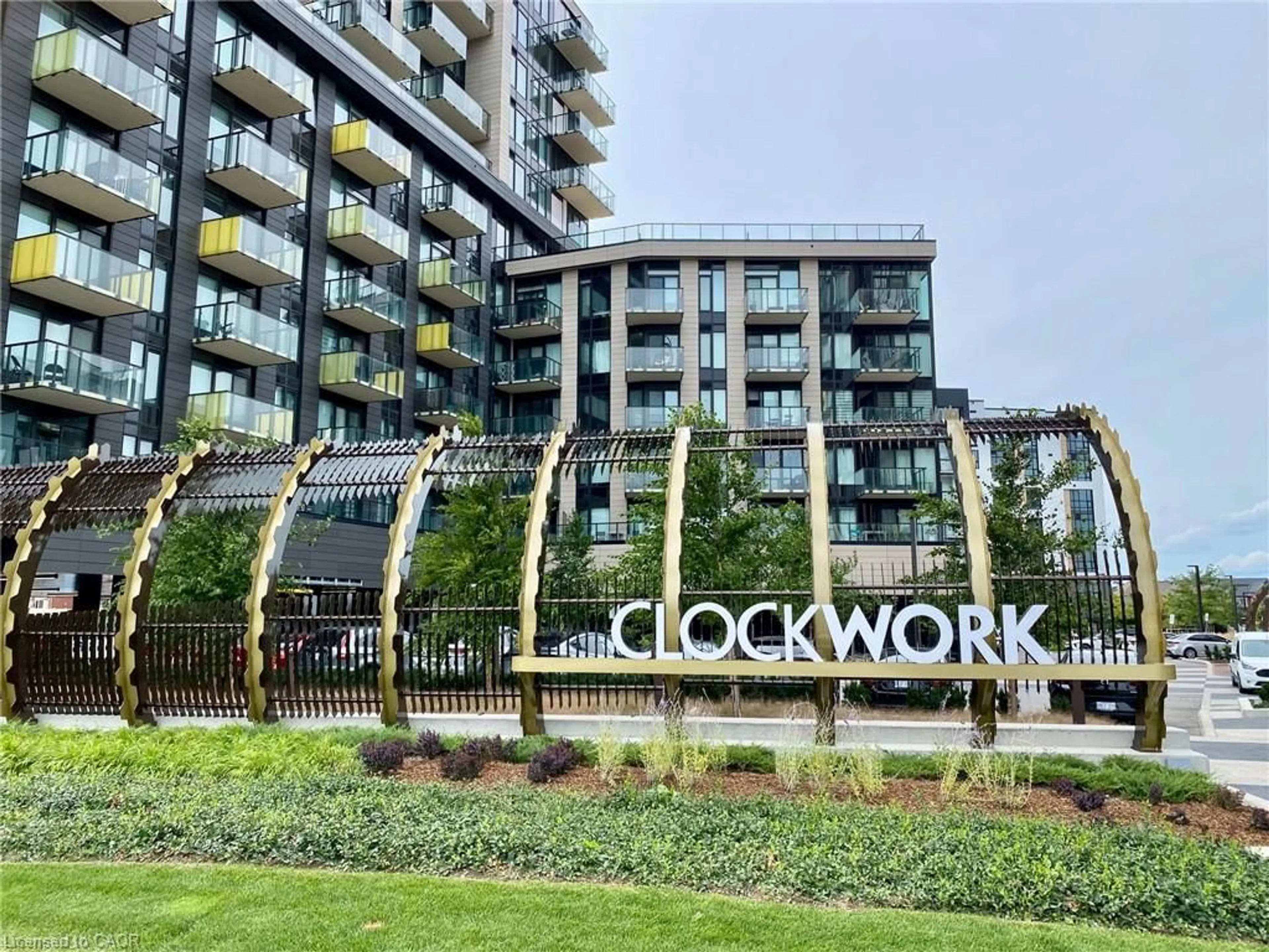 Unknown for 3006 William Cutmore Blvd #319, Oakville Ontario L6H 8A4