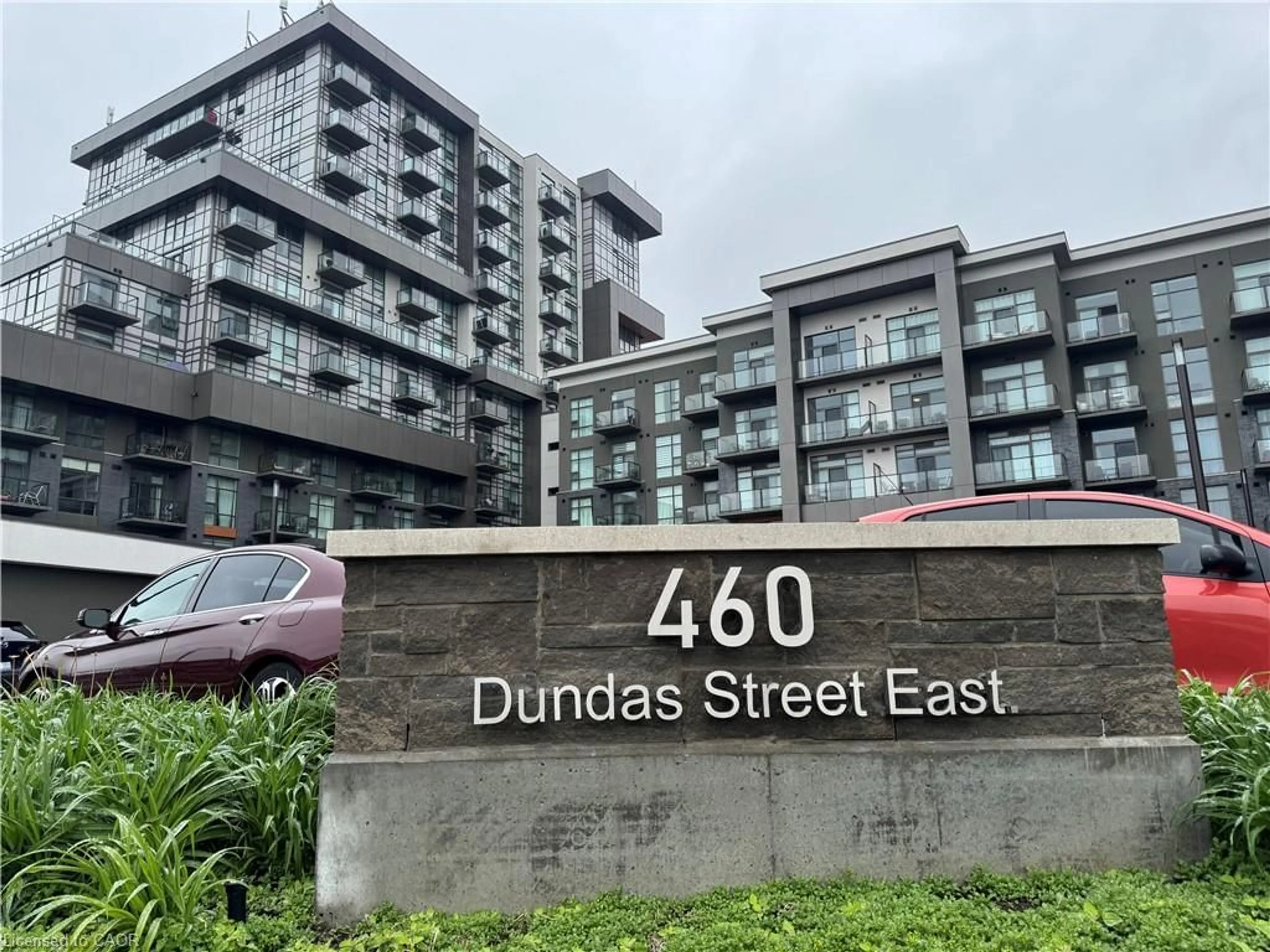 Indoor foyer for 460 Dundas St #709, Waterdown Ontario L8B 2A5