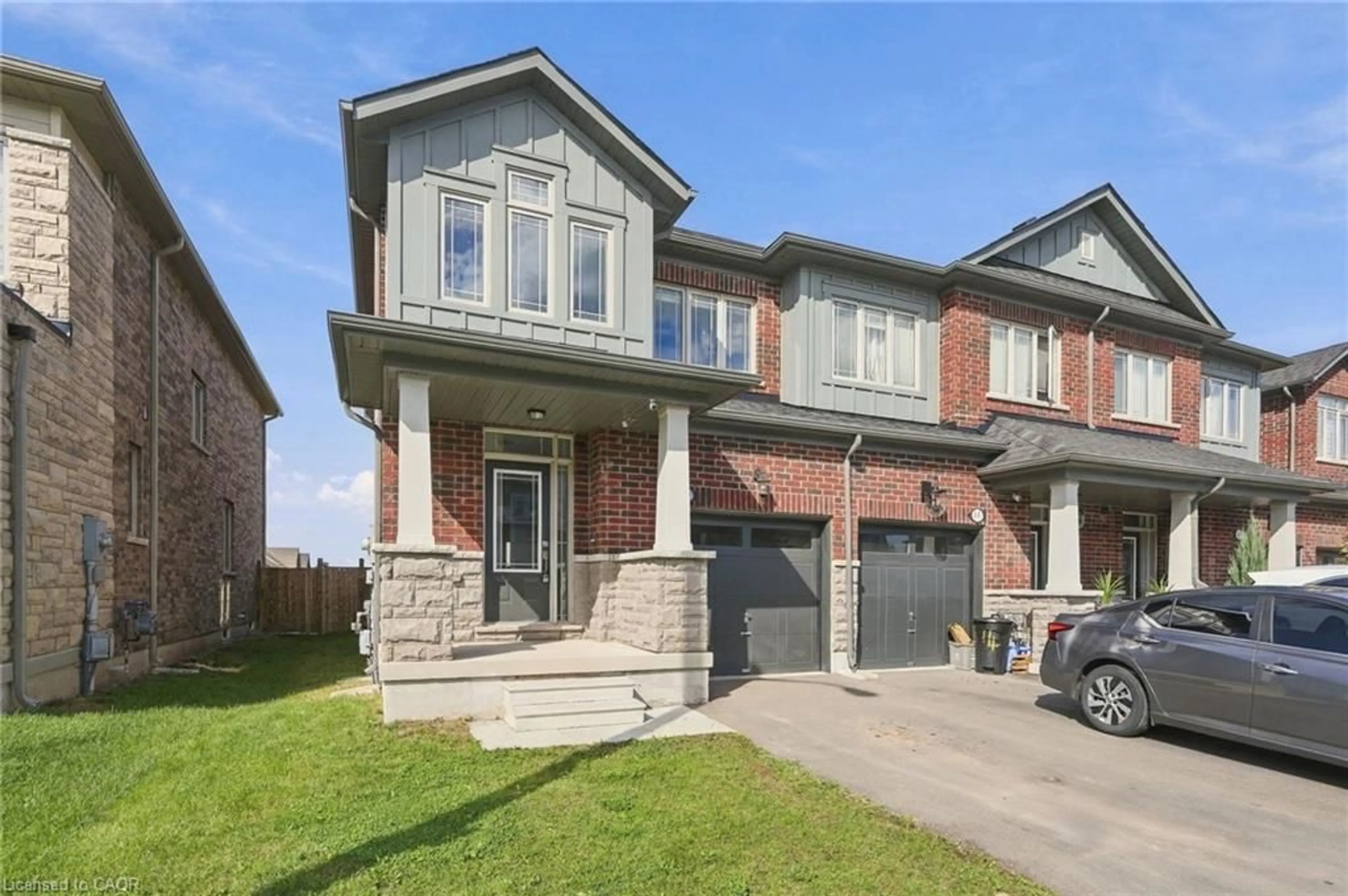 Home with brick exterior material, street for 20 Admiral Rd, Welland Ontario L3B 6H9