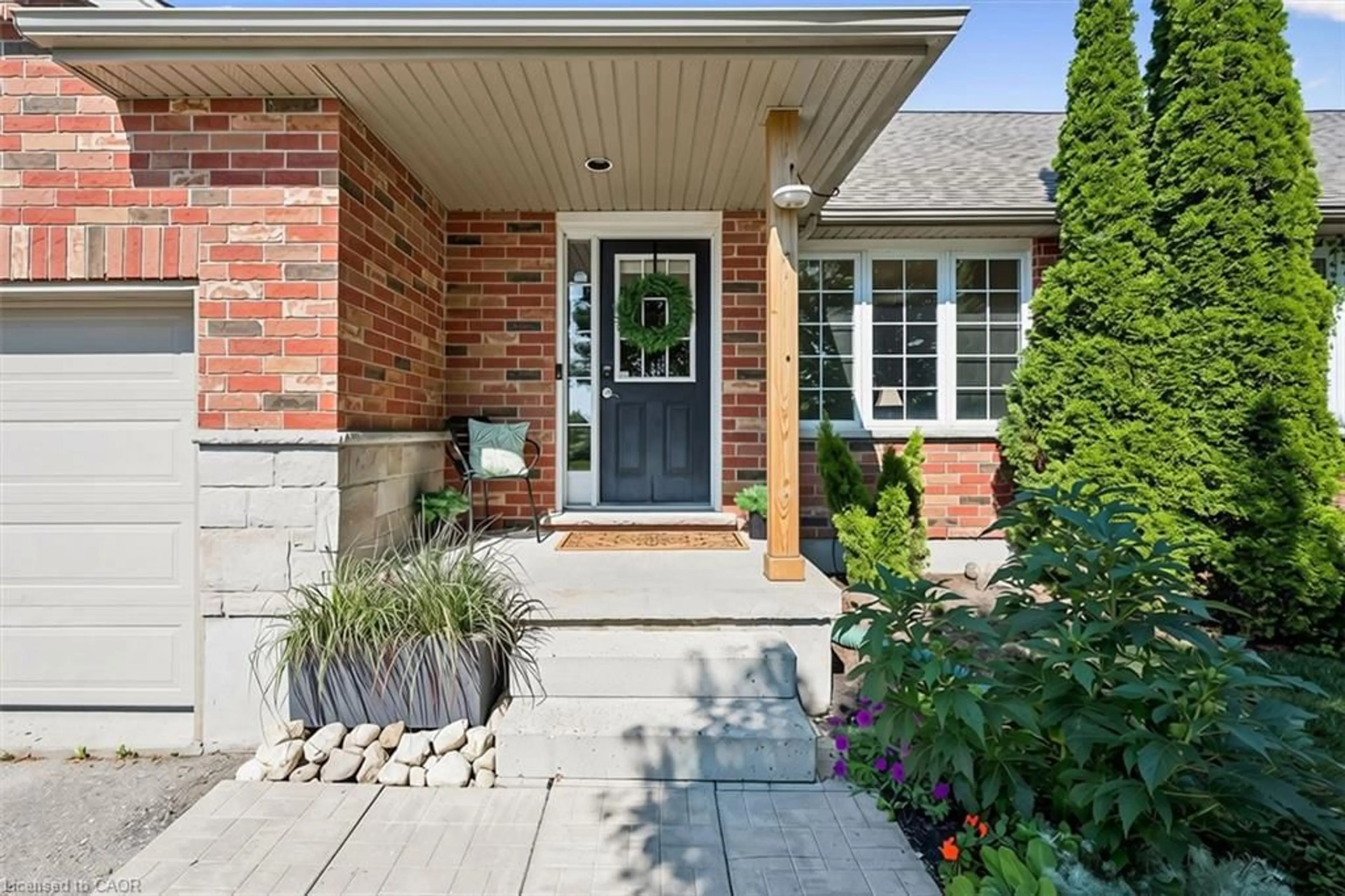Home with brick exterior material, street for 105 Spencer Dr, Elora Ontario N0B 1S0